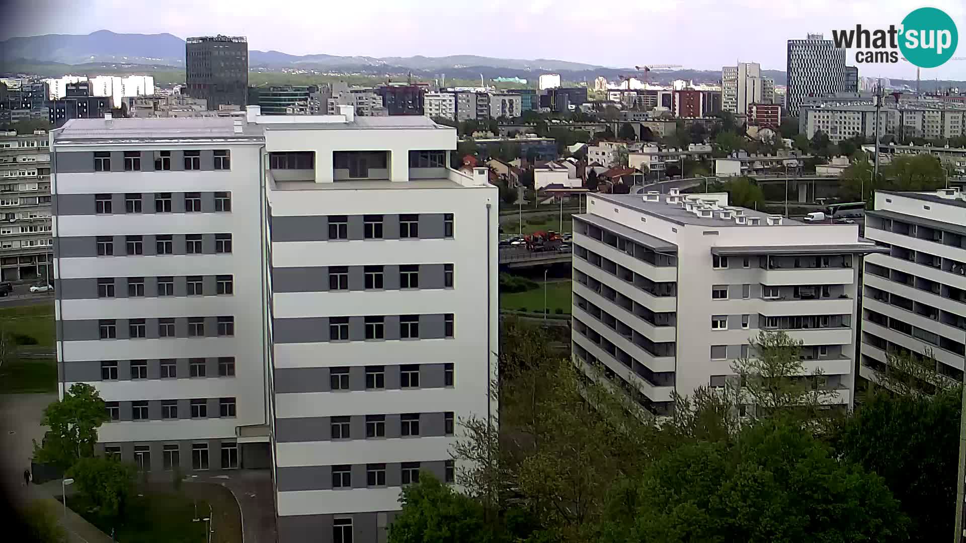 Live-Kreisverkehr Slavonska und Marin Držić Avenue zur Zagreb Webcam