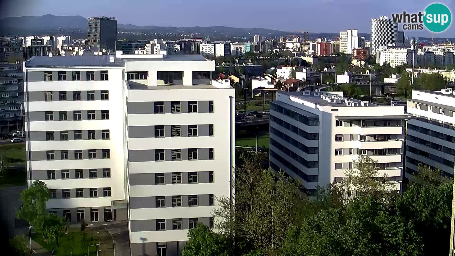 Live Interchange of Slavonska Avenue and Marin Držić Avenue in Zagreb webcam
