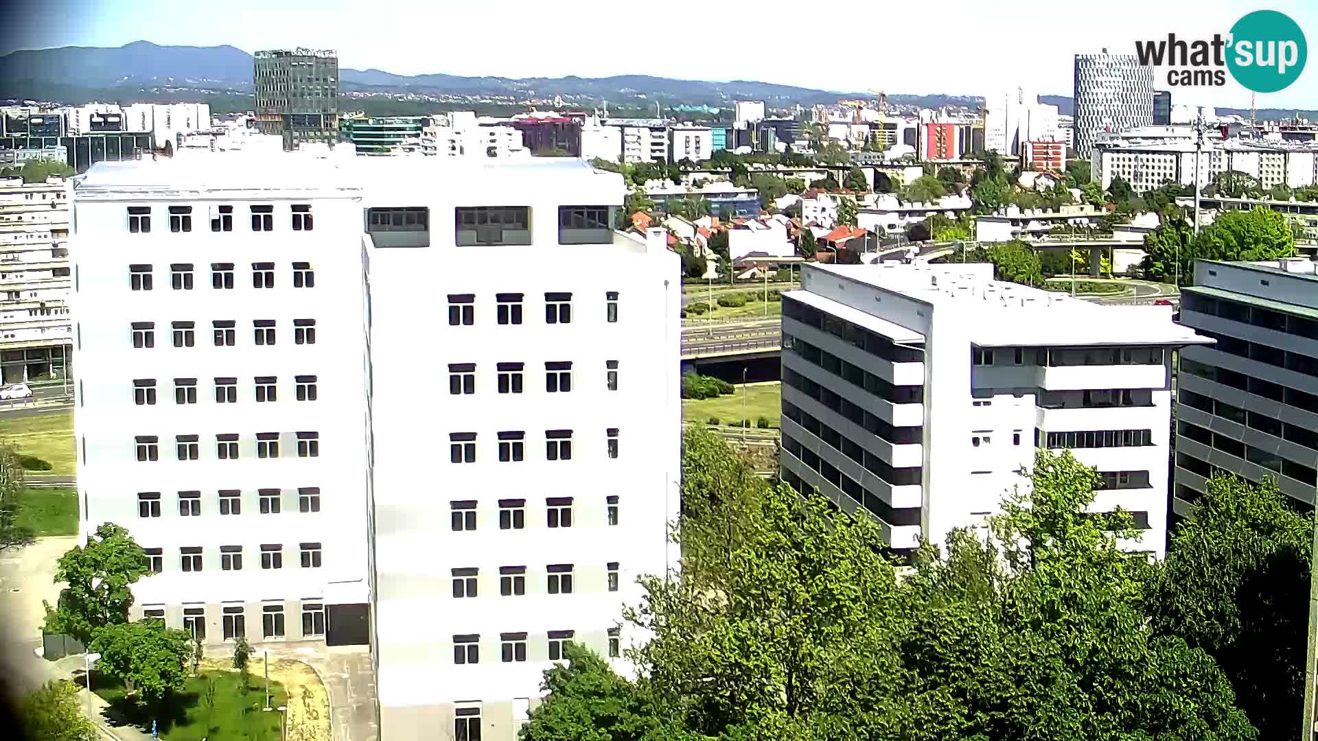 Live-Kreisverkehr Slavonska und Marin Držić Avenue zur Zagreb Webcam