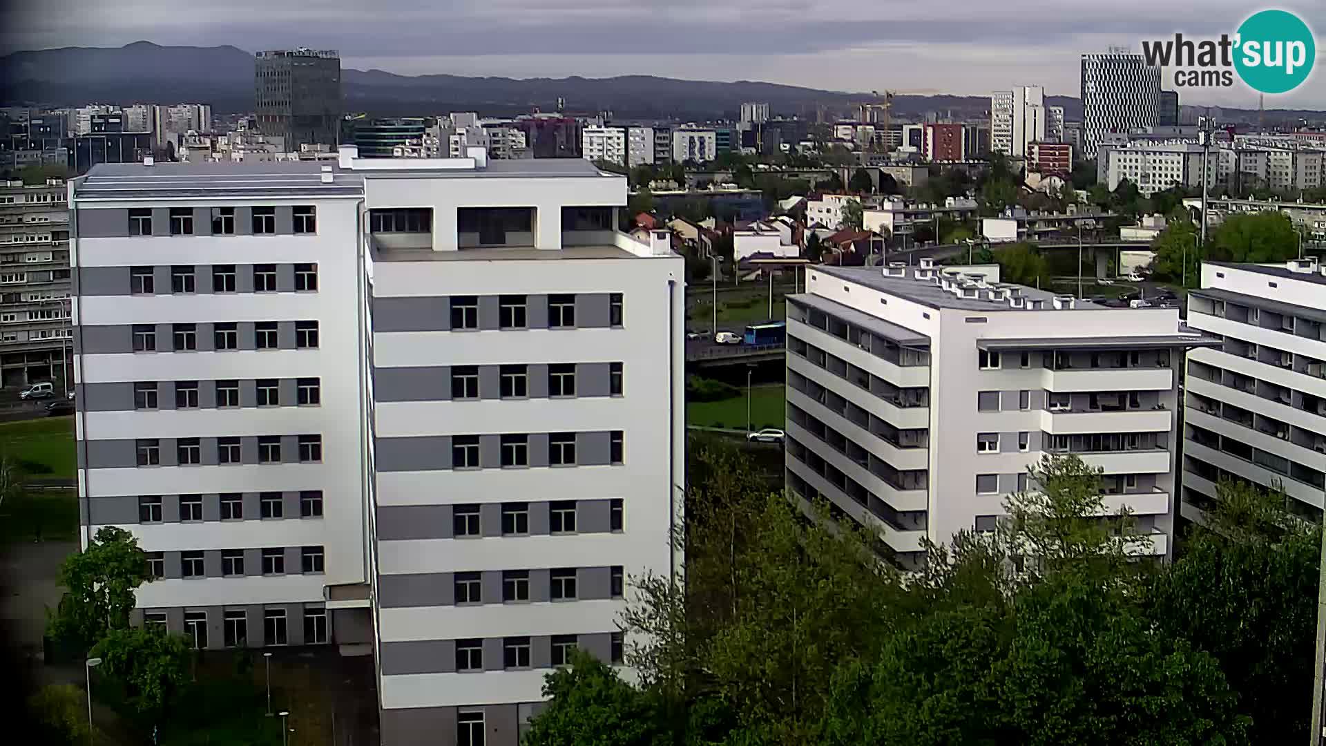 Krožišče Slavonske in Marin Držićeve ulice v Zagrebu v živo