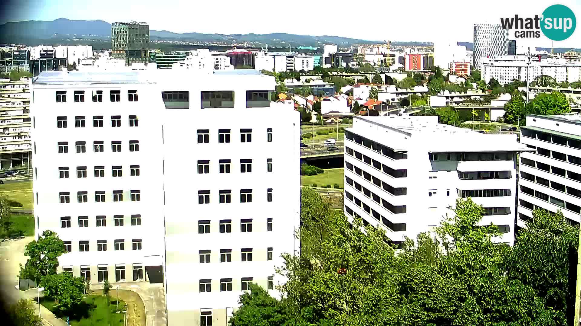 Rotatoria e incrocio viale Slavonska e Marin Držić  – webcam di Zagabria