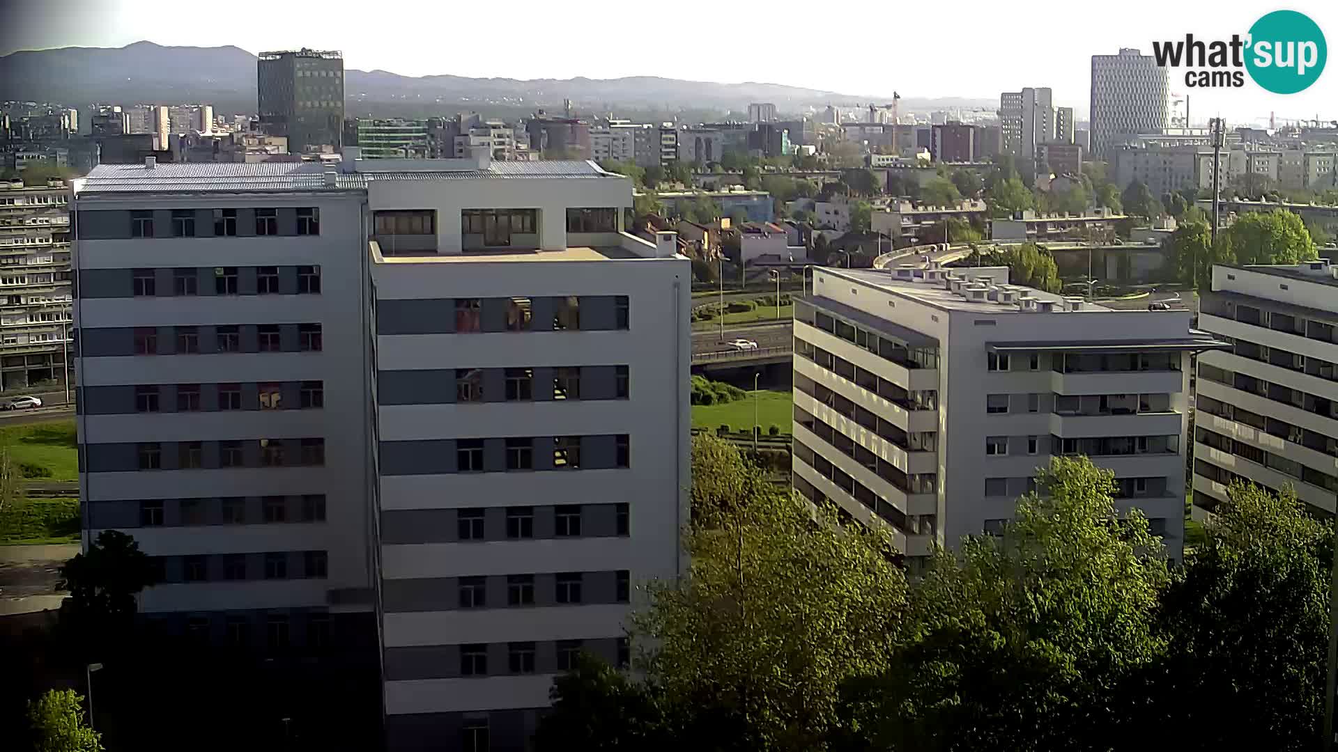 Krožišče Slavonske in Marin Držićeve ulice v Zagrebu v živo