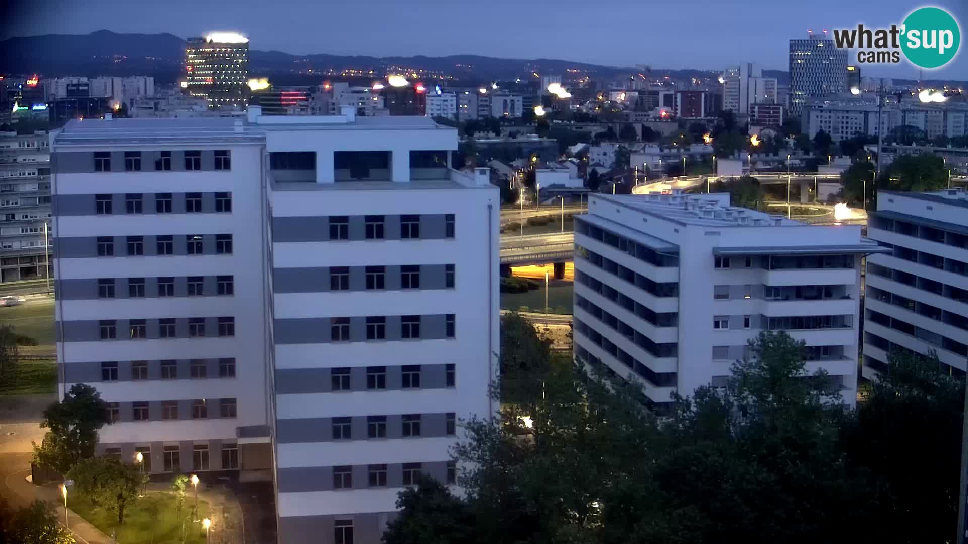 Live Interchange of Slavonska Avenue and Marin Držić Avenue in Zagreb webcam
