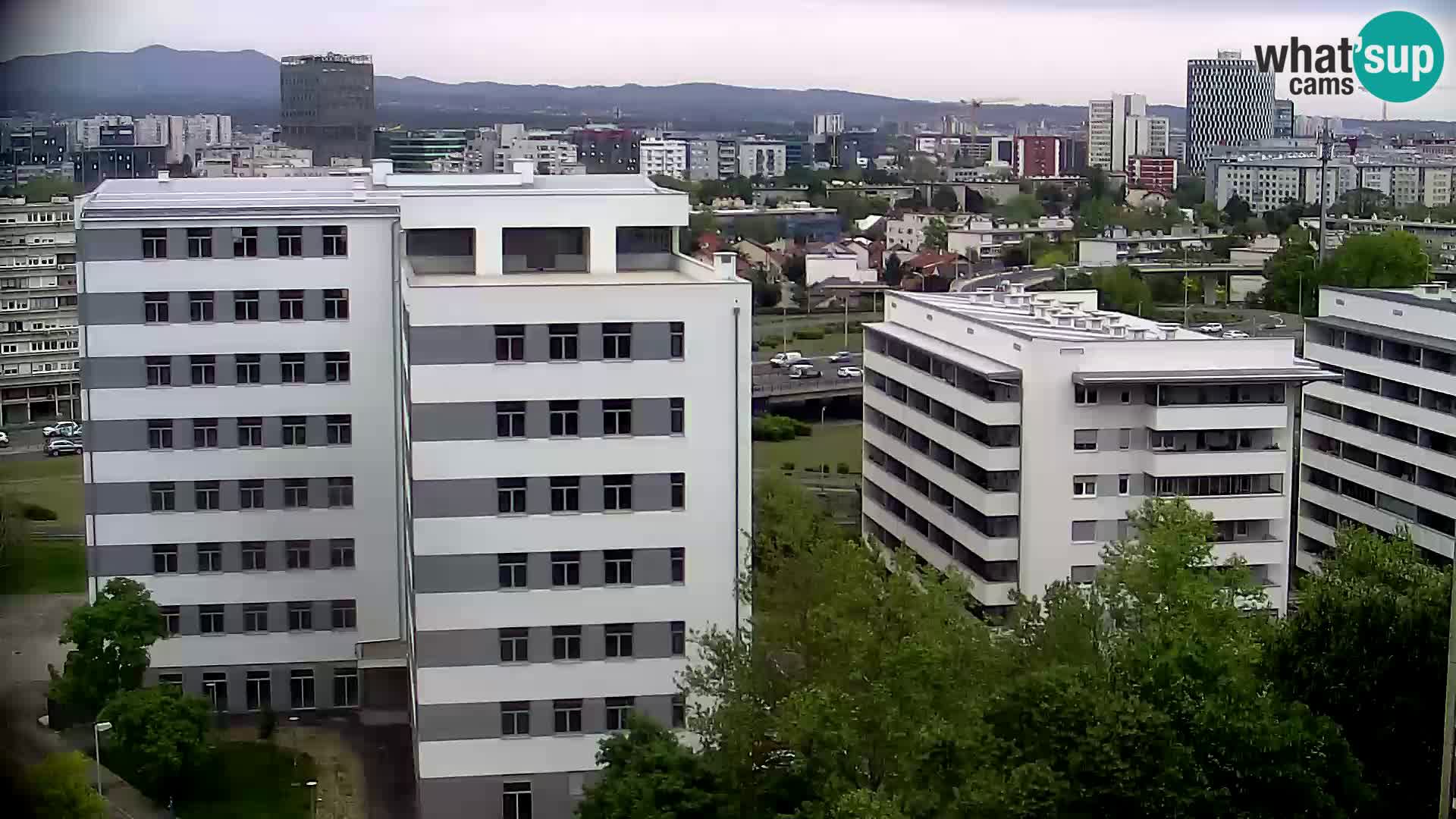 Krožišče Slavonske in Marin Držićeve ulice v Zagrebu v živo