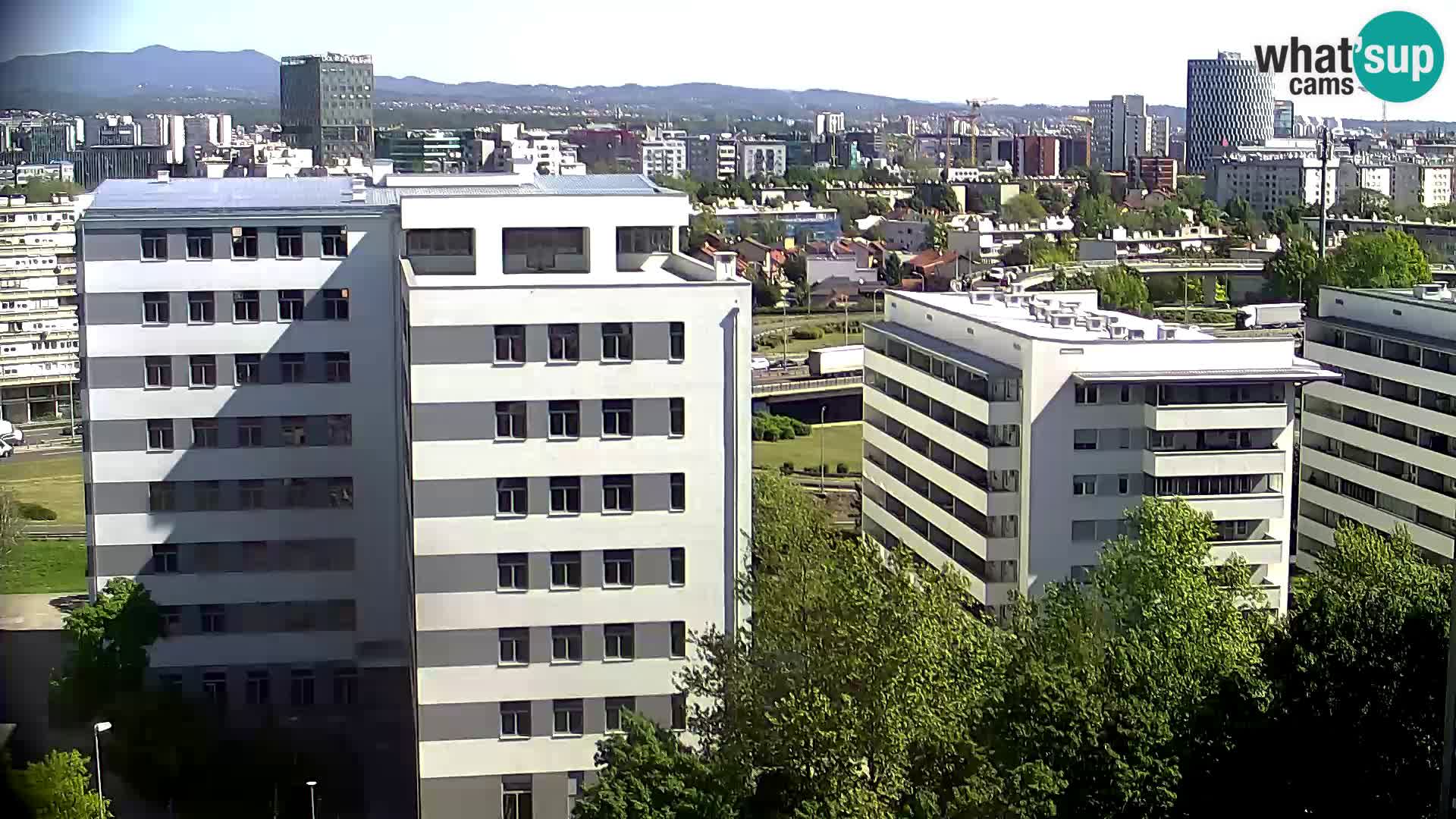 Live Interchange of Slavonska Avenue and Marin Držić Avenue in Zagreb webcam