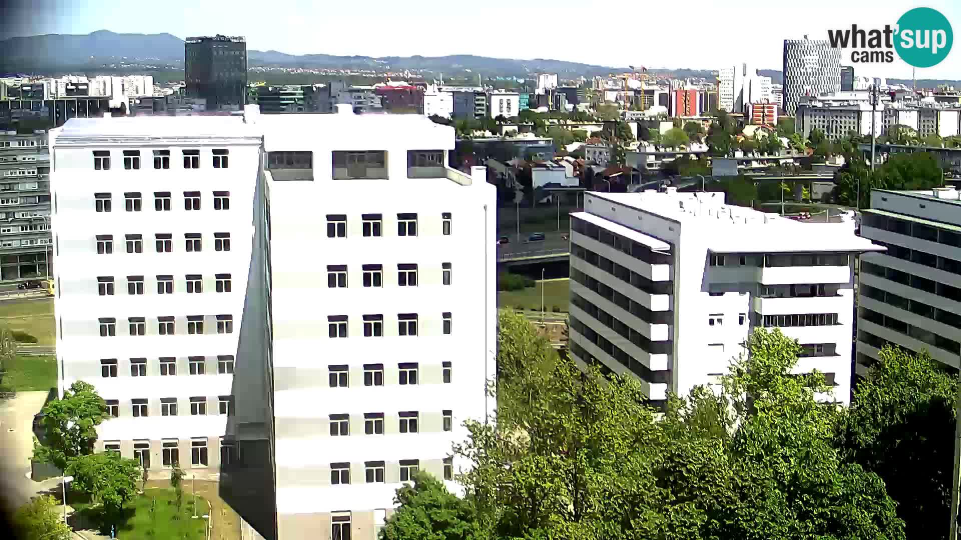 Live Interchange of Slavonska Avenue and Marin Držić Avenue in Zagreb webcam