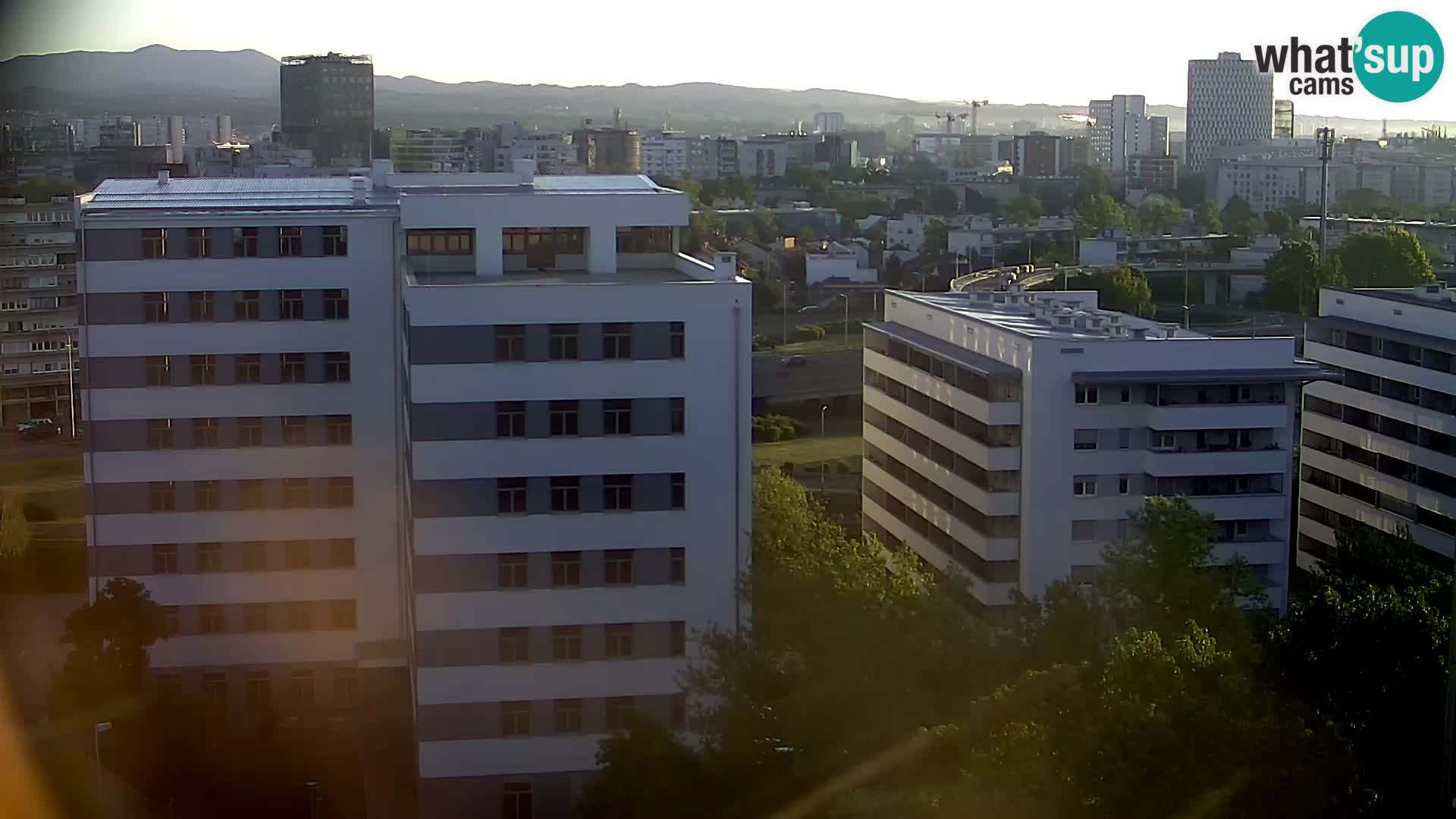 Live Interchange of Slavonska Avenue and Marin Držić Avenue in Zagreb webcam