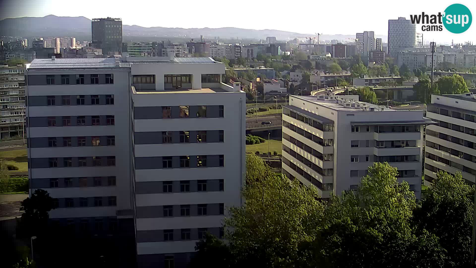Live Interchange of Slavonska Avenue and Marin Držić Avenue in Zagreb webcam
