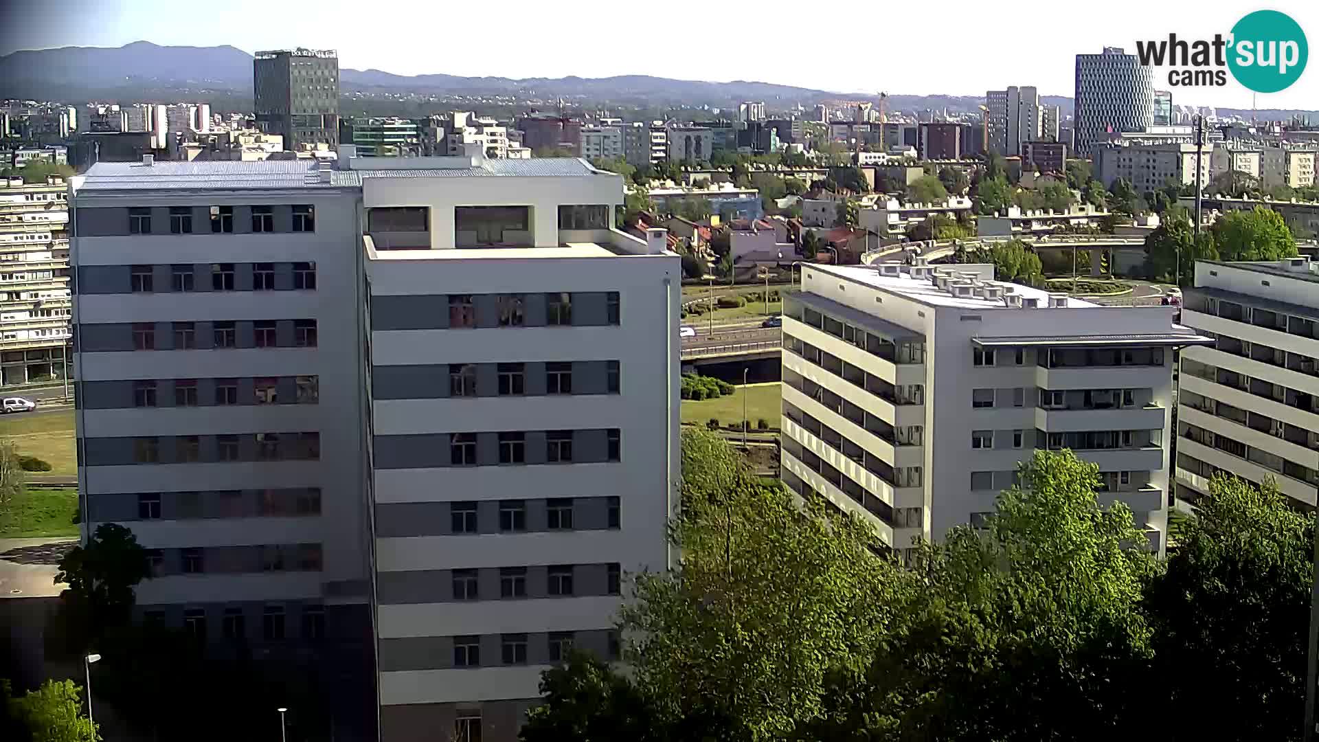 Krožišče Slavonske in Marin Držićeve ulice v Zagrebu v živo
