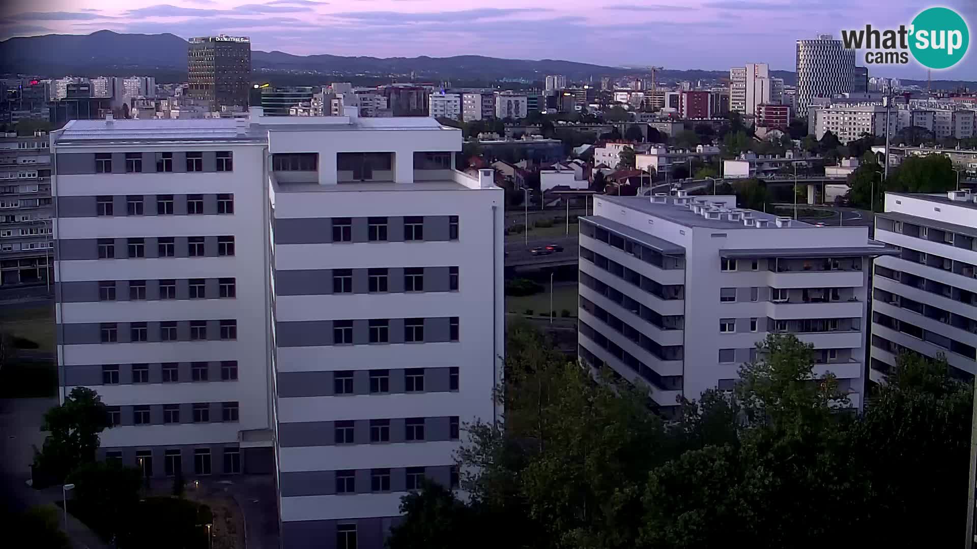 Live Interchange of Slavonska Avenue and Marin Držić Avenue in Zagreb webcam