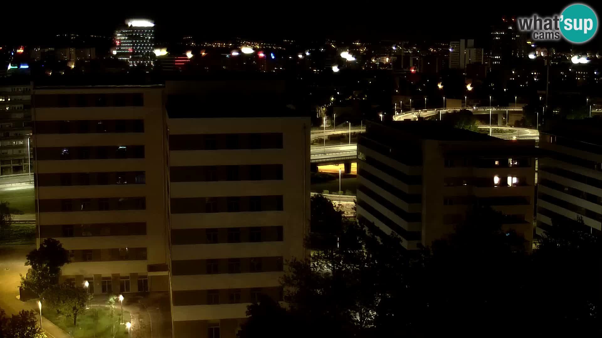 Krožišče Slavonske in Marin Držićeve ulice v Zagrebu v živo