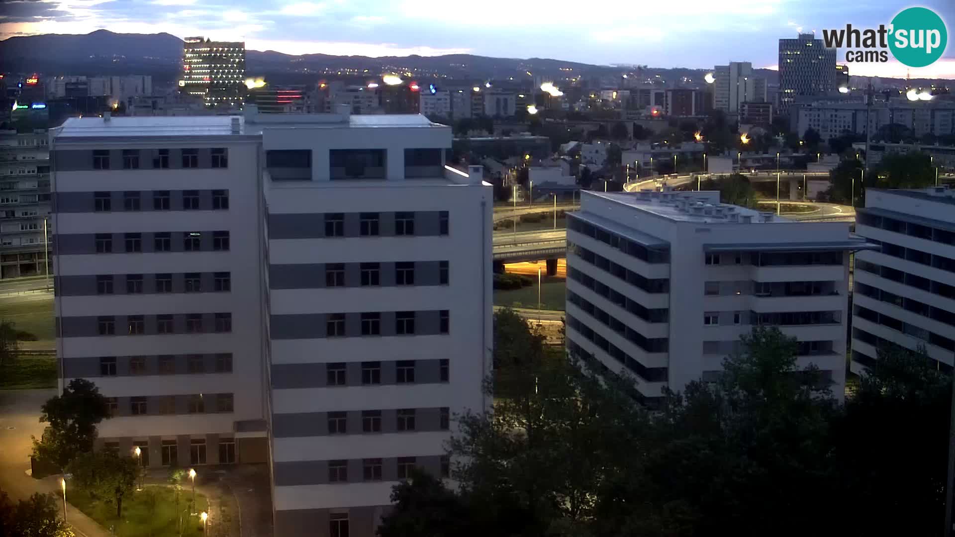 Live Interchange of Slavonska Avenue and Marin Držić Avenue in Zagreb webcam