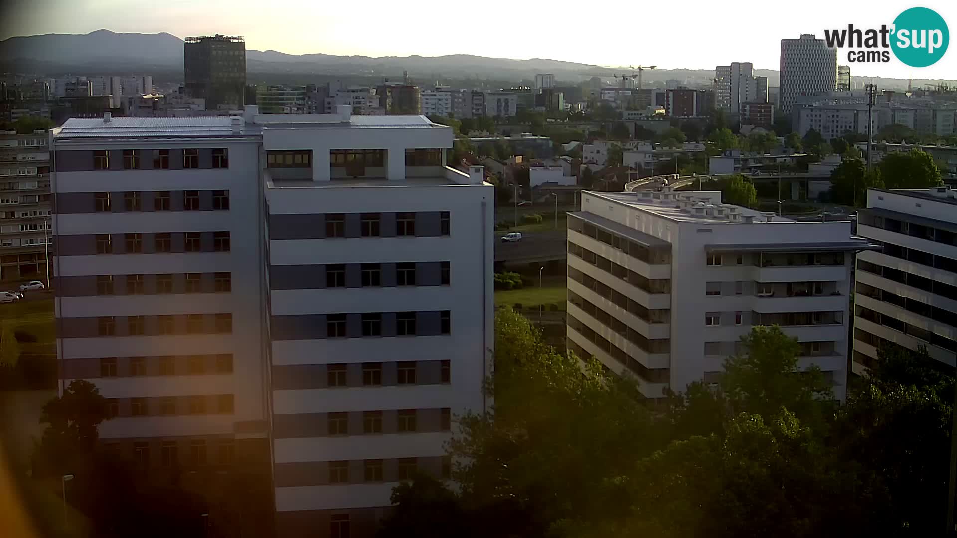 Krožišče Slavonske in Marin Držićeve ulice v Zagrebu v živo