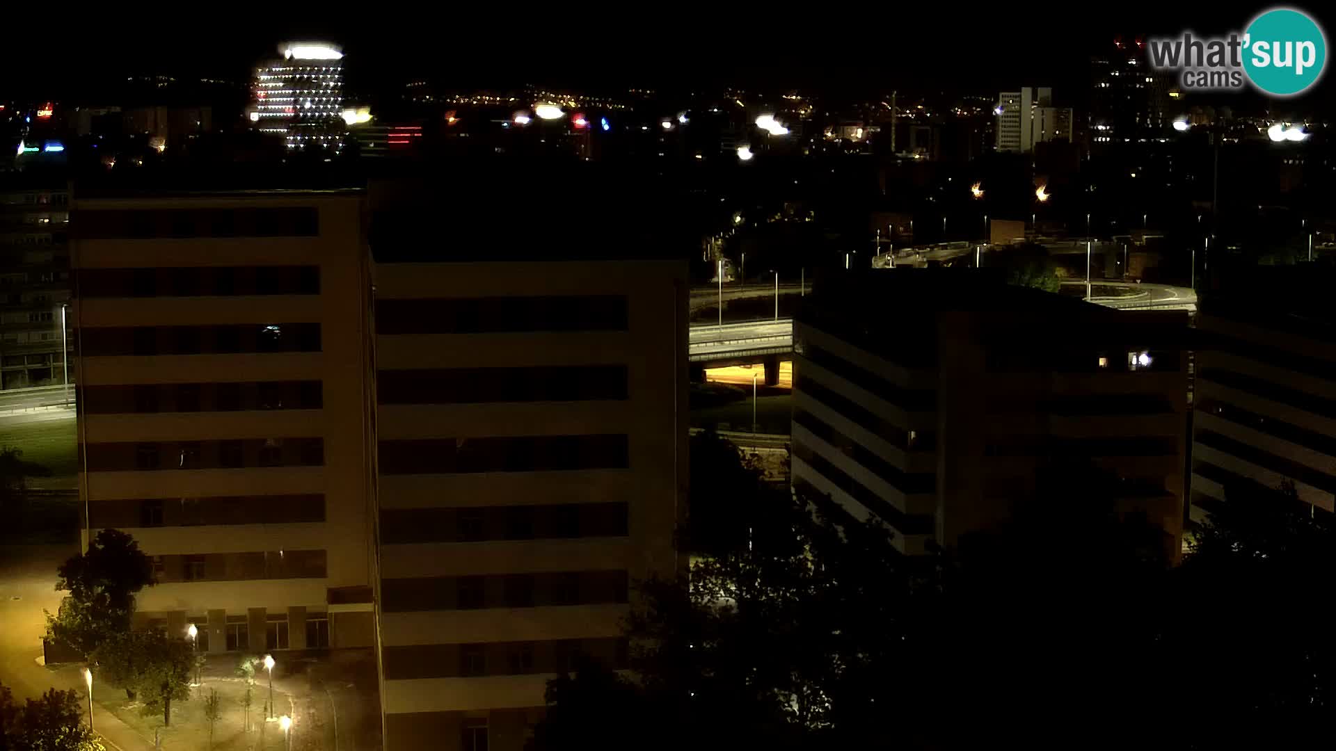 Krožišče Slavonske in Marin Držićeve ulice v Zagrebu v živo