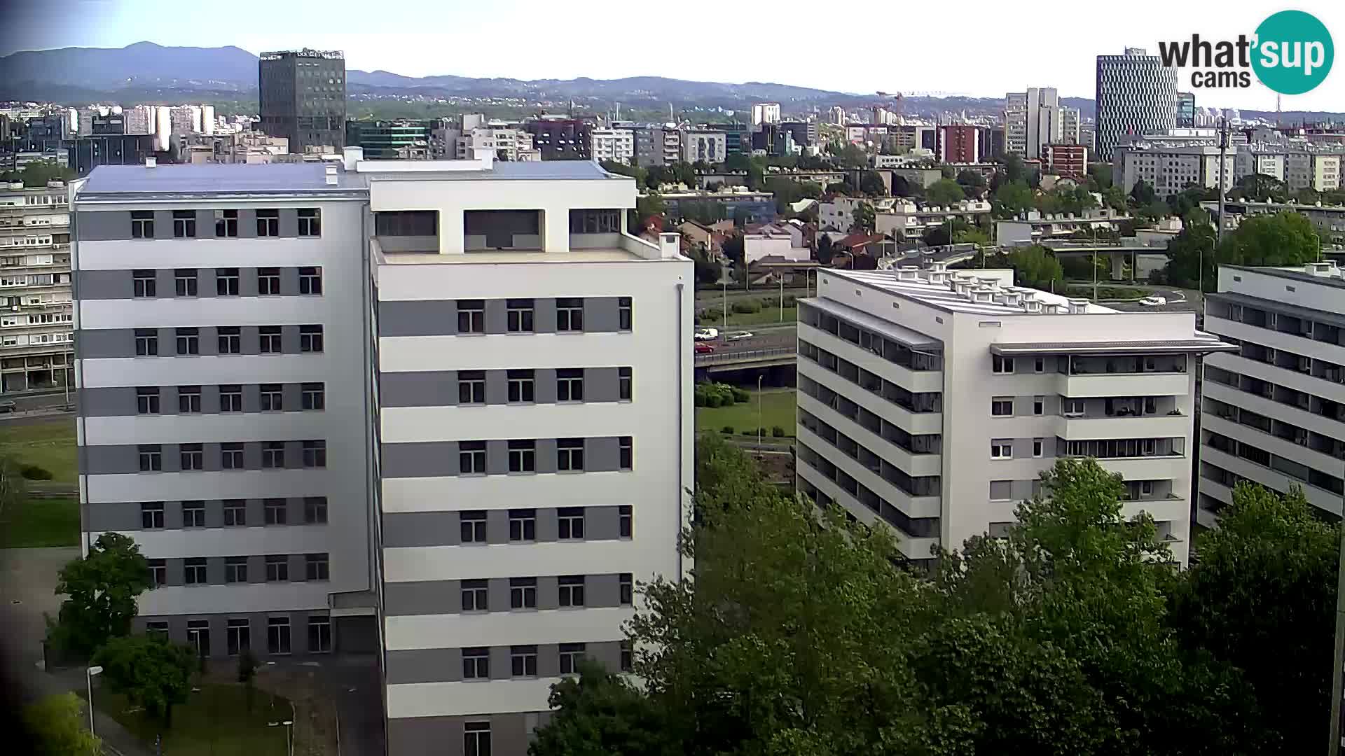Rotatoria e incrocio viale Slavonska e Marin Držić  – webcam di Zagabria