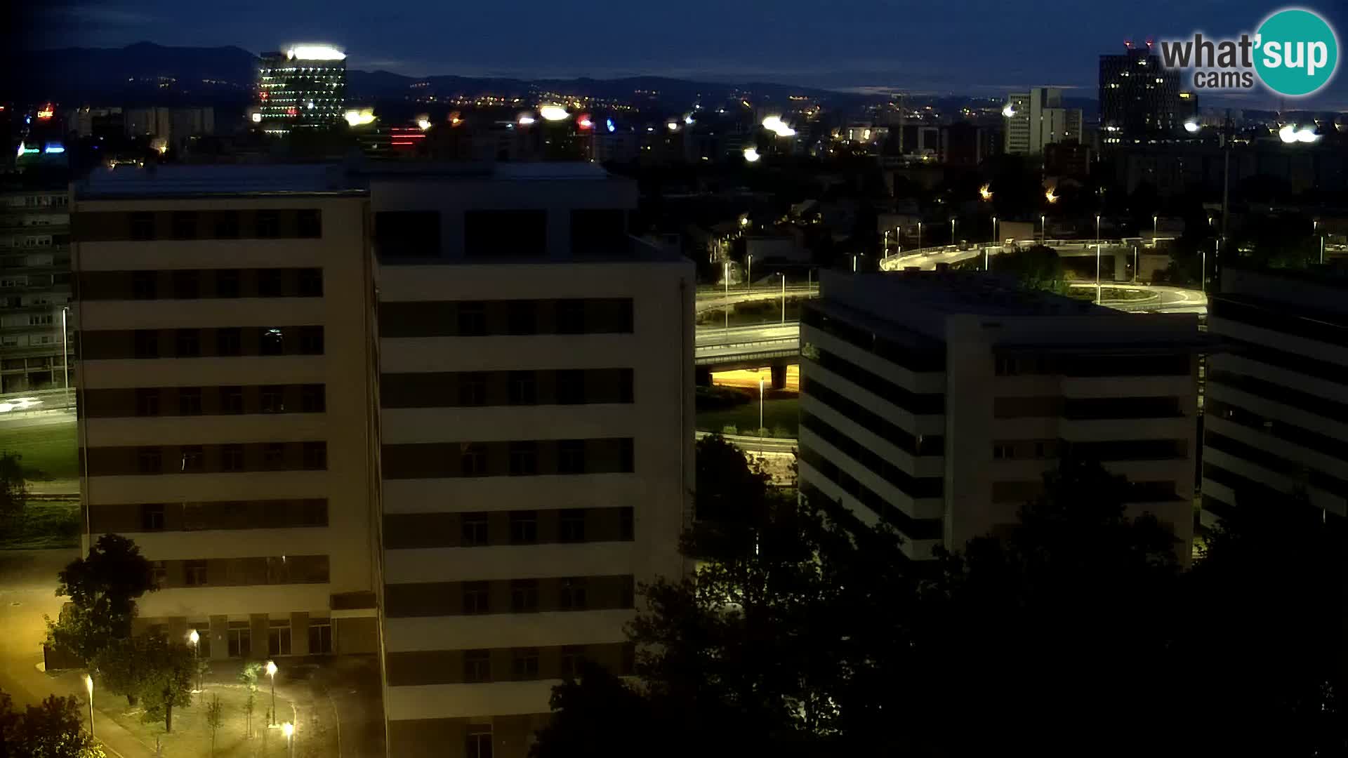 Live Interchange of Slavonska Avenue and Marin Držić Avenue in Zagreb webcam