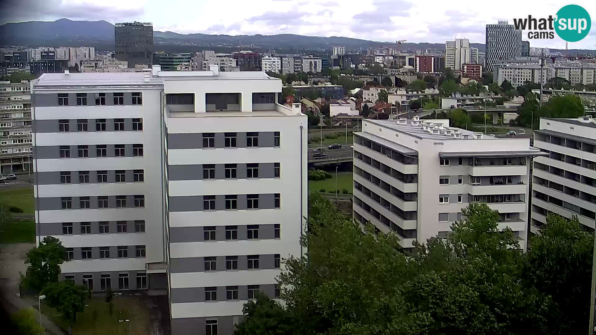 Krožišče Slavonske in Marin Držićeve ulice v Zagrebu v živo