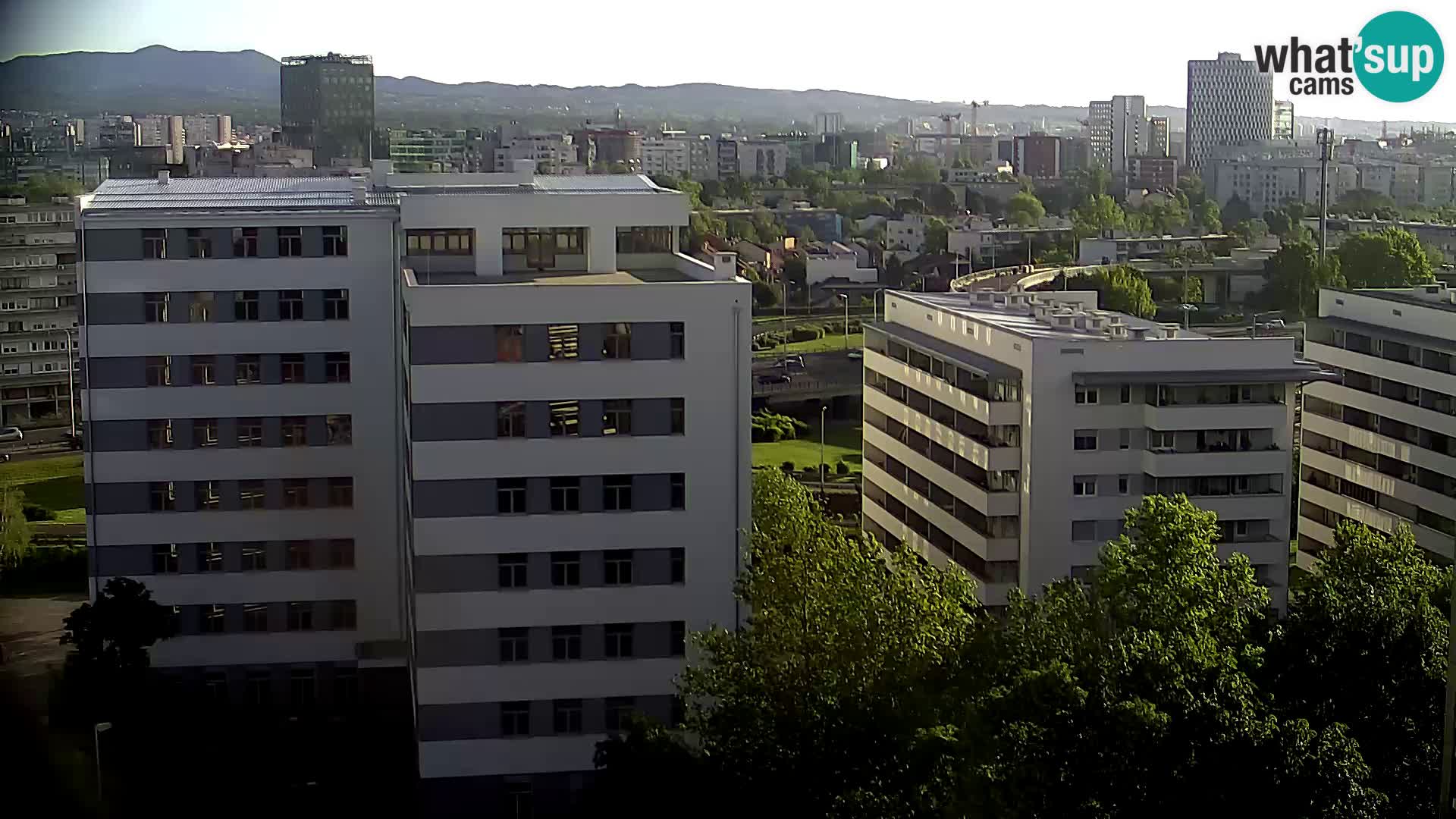 Live Interchange of Slavonska Avenue and Marin Držić Avenue in Zagreb webcam