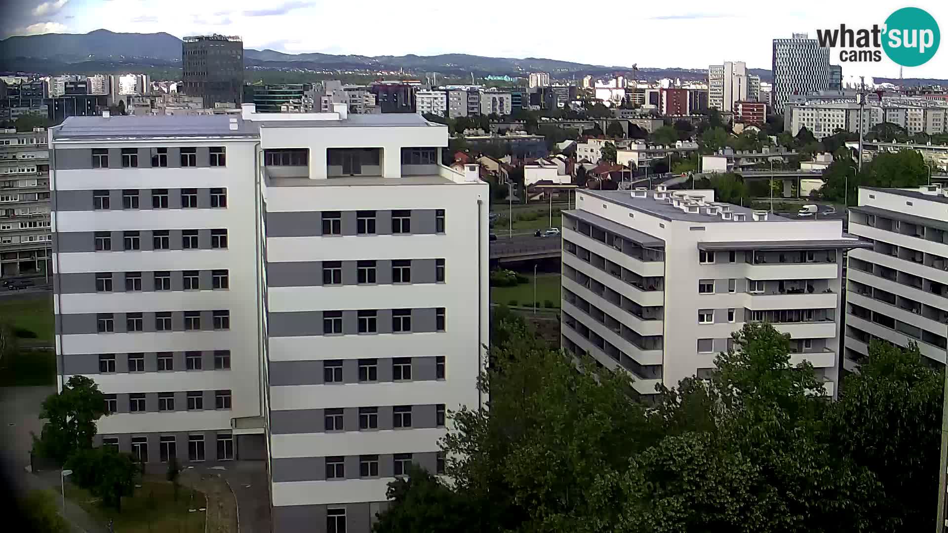 Krožišče Slavonske in Marin Držićeve ulice v Zagrebu v živo