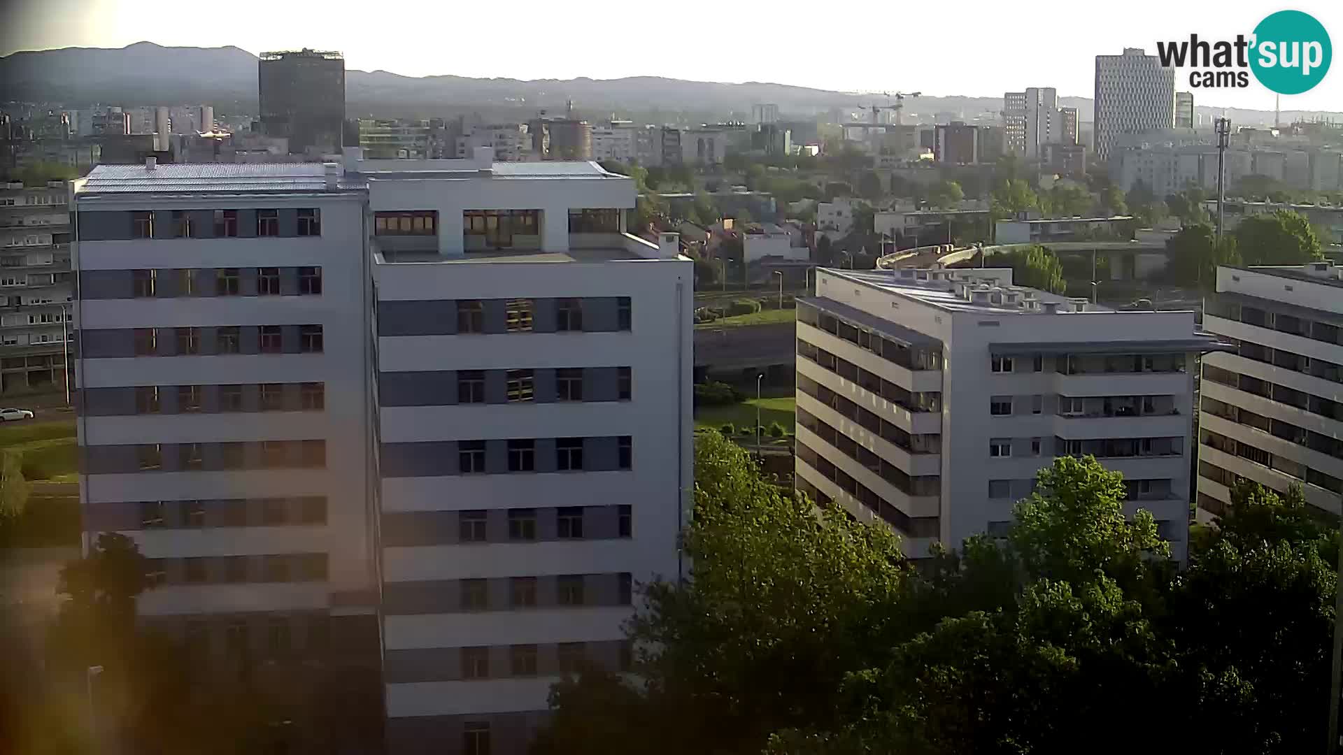 Live Interchange of Slavonska Avenue and Marin Držić Avenue in Zagreb webcam