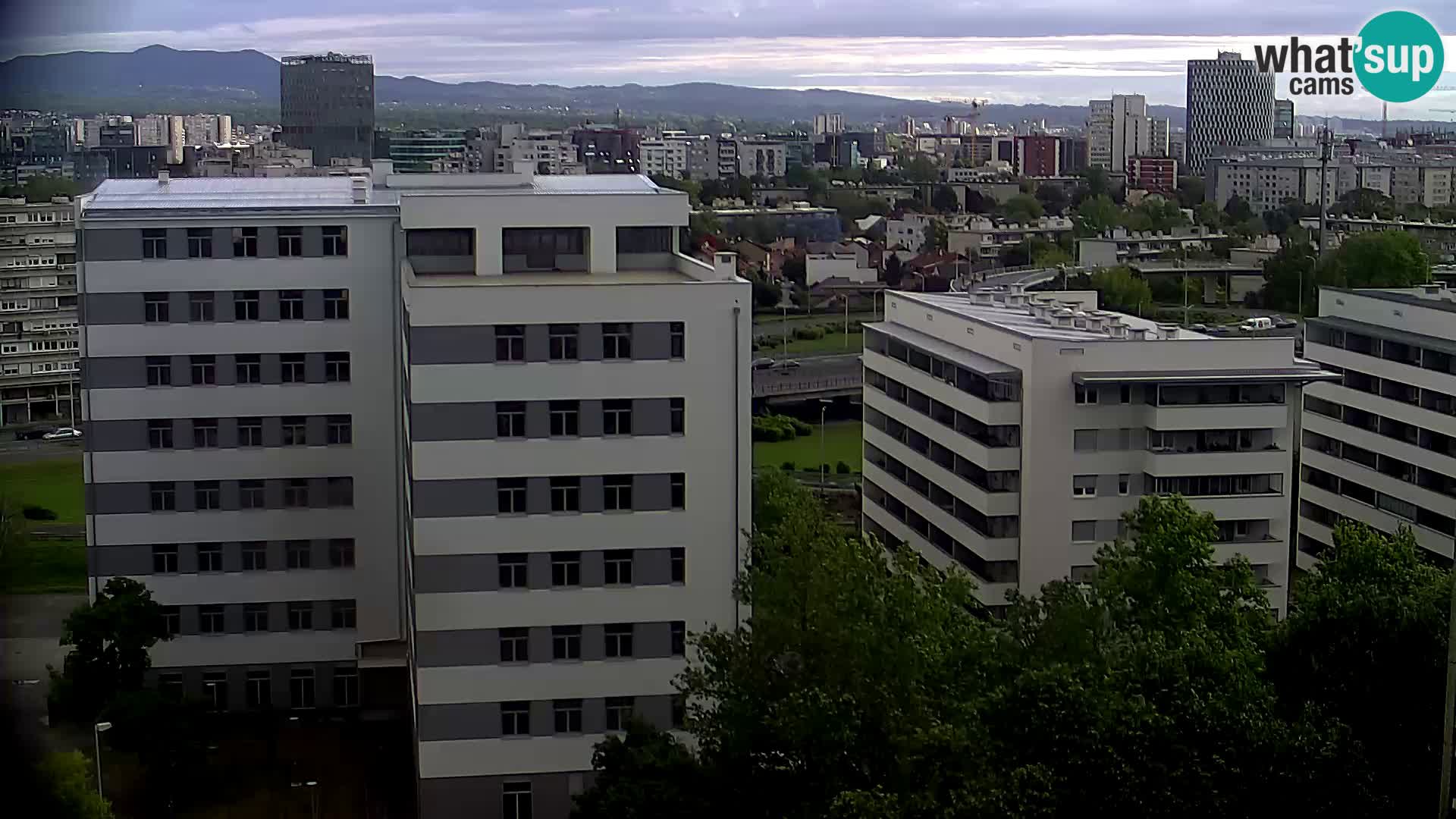 Live Interchange of Slavonska Avenue and Marin Držić Avenue in Zagreb webcam