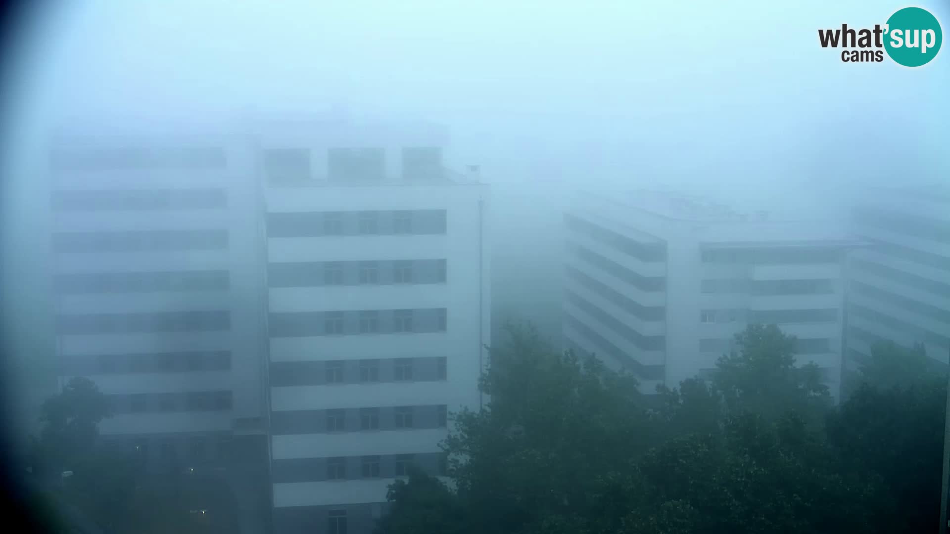 Web kamera Petlja Slavonska – Držićeva  – Zagreb Live
