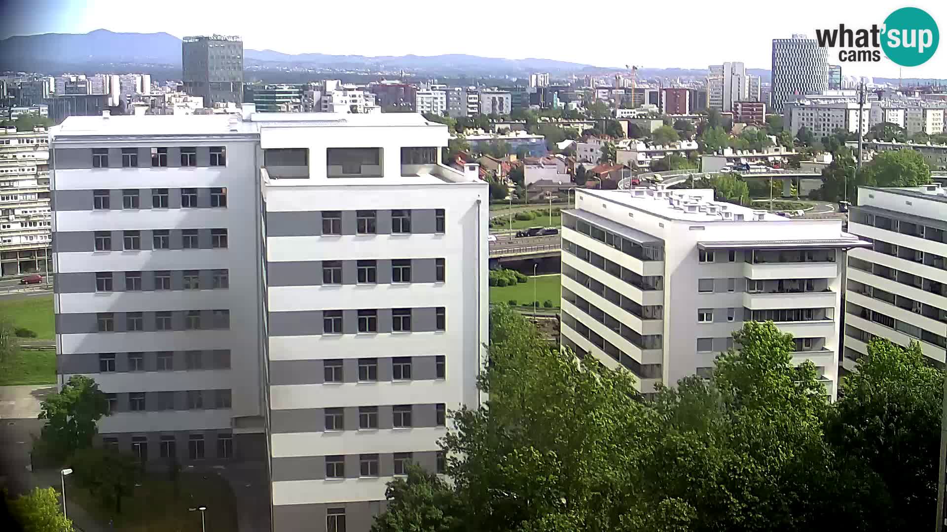 Krožišče Slavonske in Marin Držićeve ulice v Zagrebu v živo