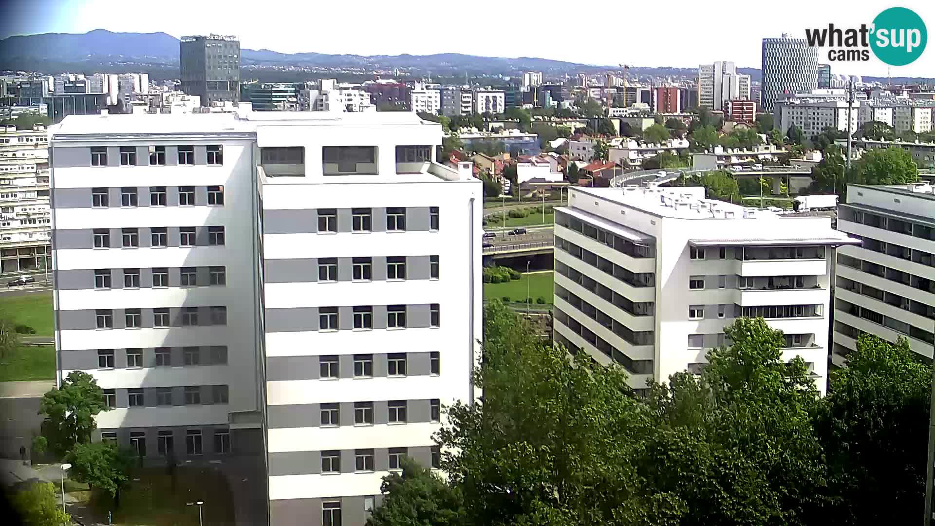 Krožišče Slavonske in Marin Držićeve ulice v Zagrebu v živo