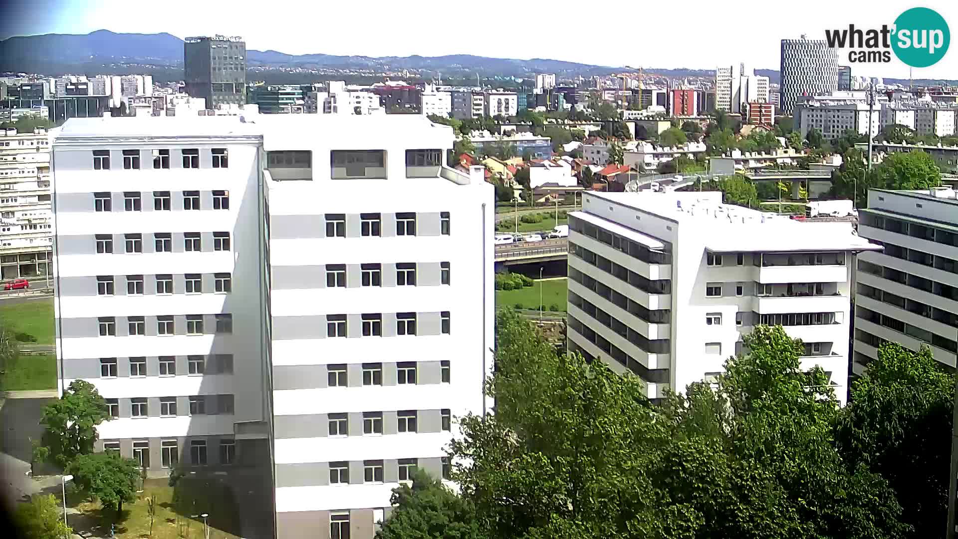 Krožišče Slavonske in Marin Držićeve ulice v Zagrebu v živo