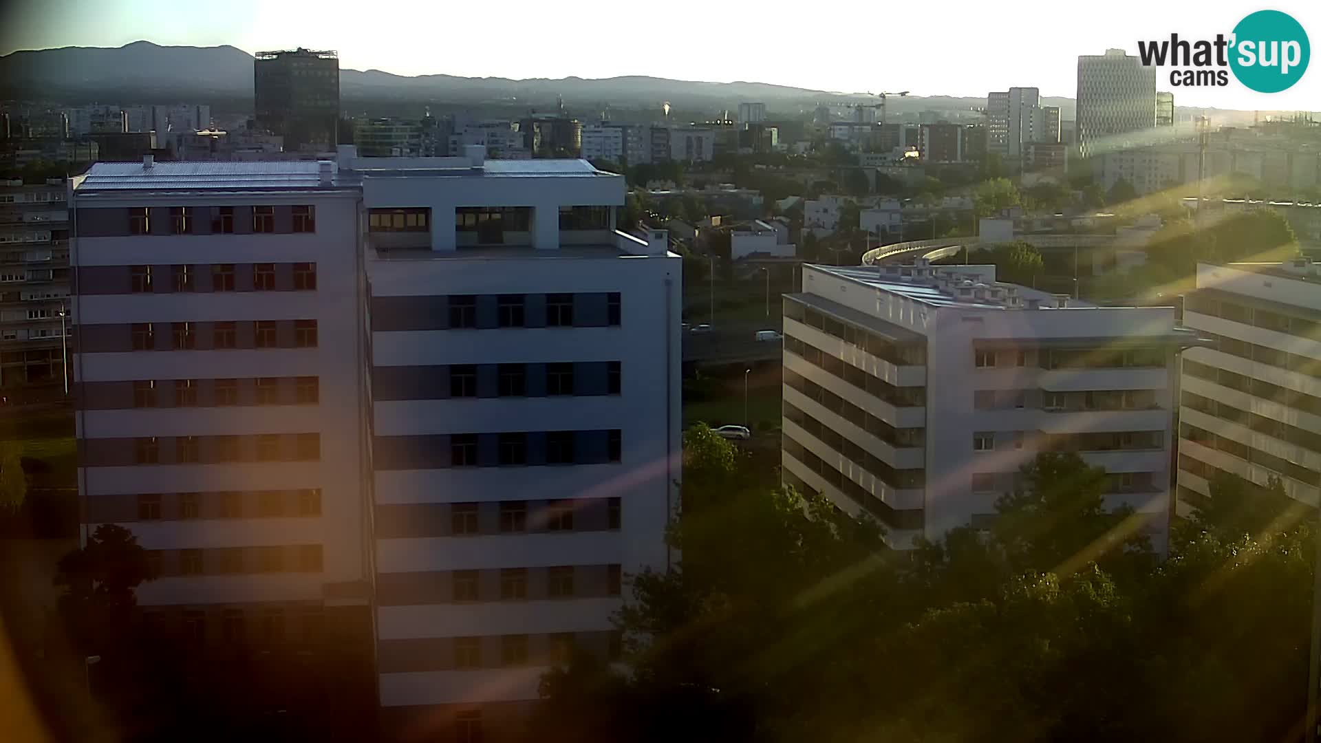 Live Interchange of Slavonska Avenue and Marin Držić Avenue in Zagreb webcam