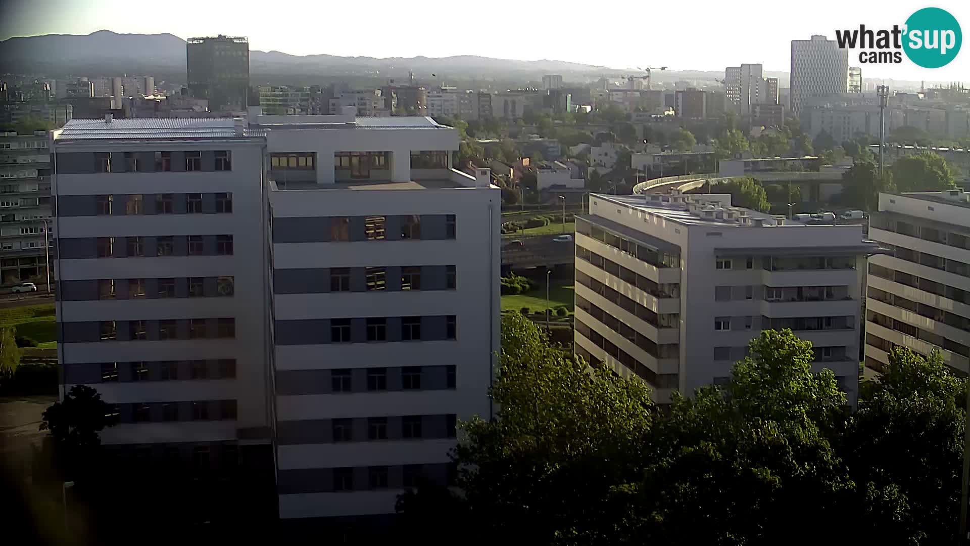 Live Interchange of Slavonska Avenue and Marin Držić Avenue in Zagreb webcam
