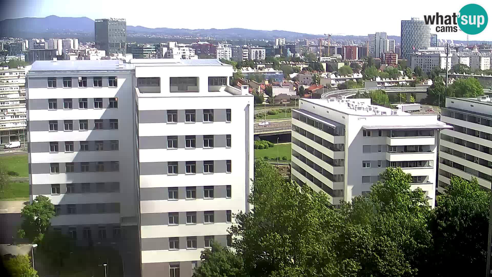 Rotatoria e incrocio viale Slavonska e Marin Držić  – webcam di Zagabria