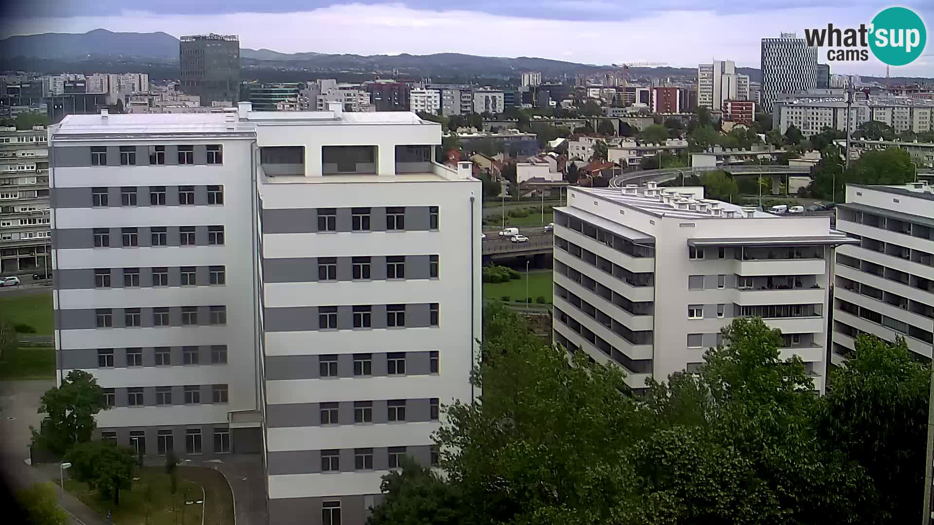 Live Interchange of Slavonska Avenue and Marin Držić Avenue in Zagreb webcam