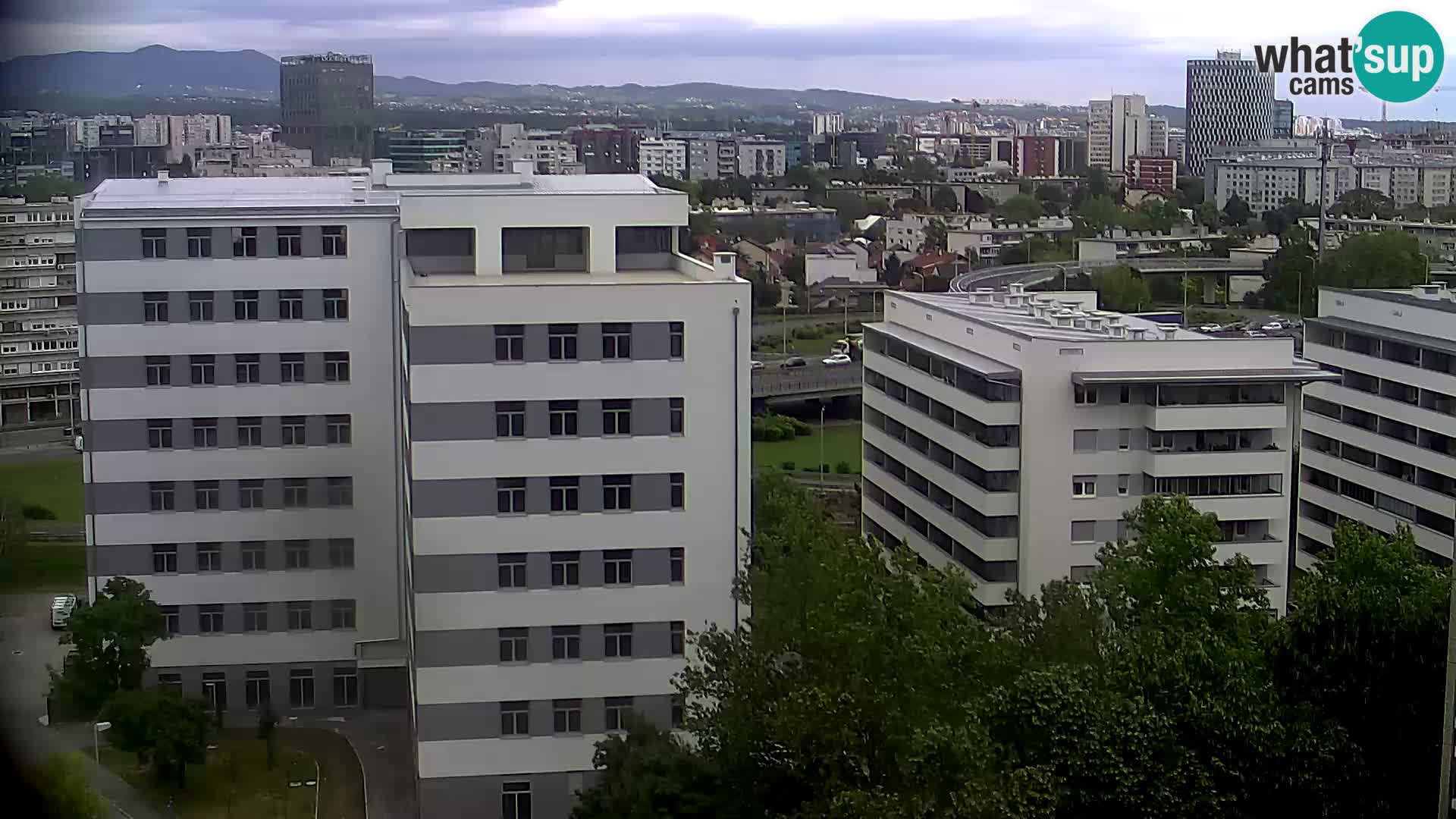 Live Interchange of Slavonska Avenue and Marin Držić Avenue in Zagreb webcam
