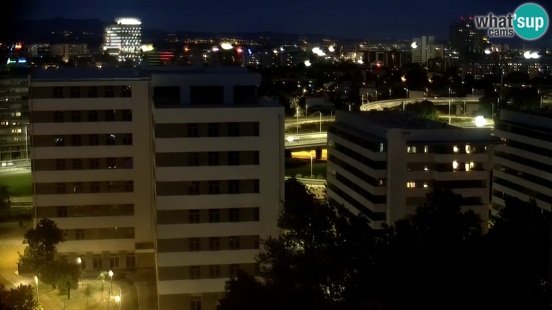 Live Interchange of Slavonska Avenue and Marin Držić Avenue in Zagreb webcam