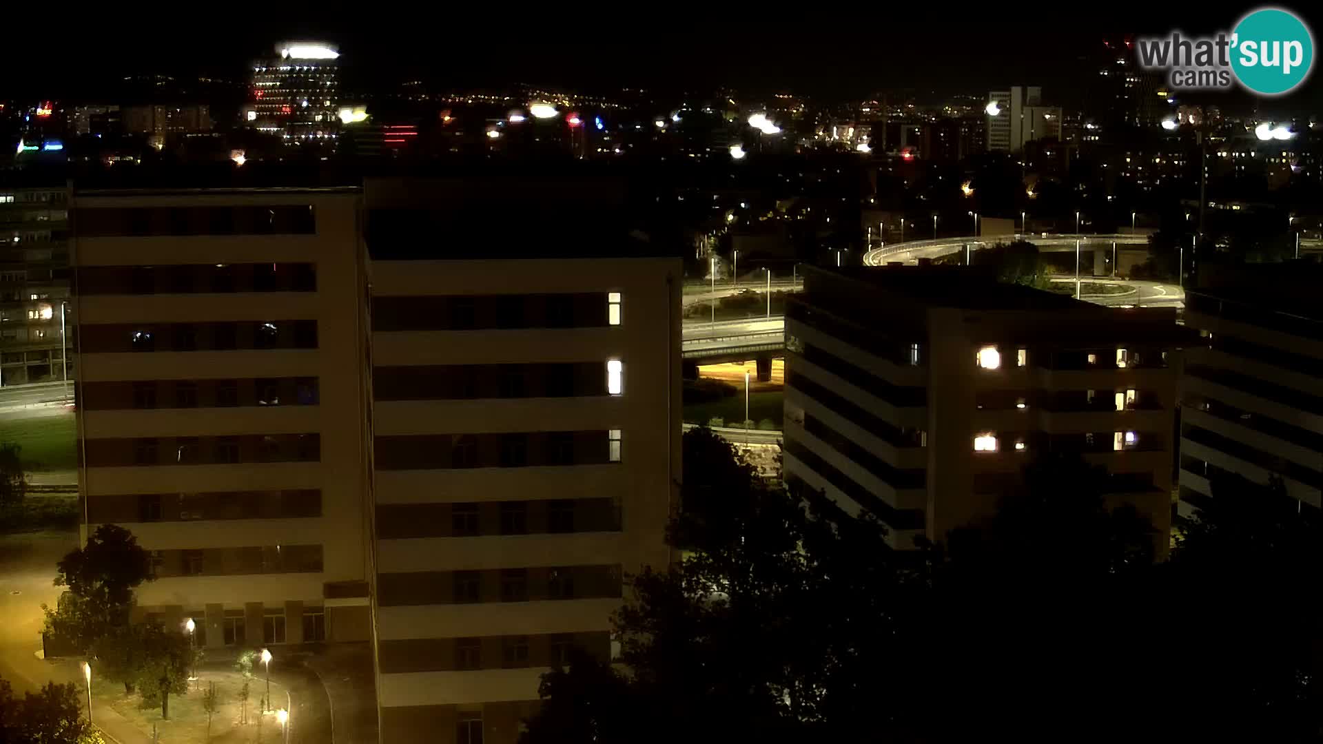 Krožišče Slavonske in Marin Držićeve ulice v Zagrebu v živo
