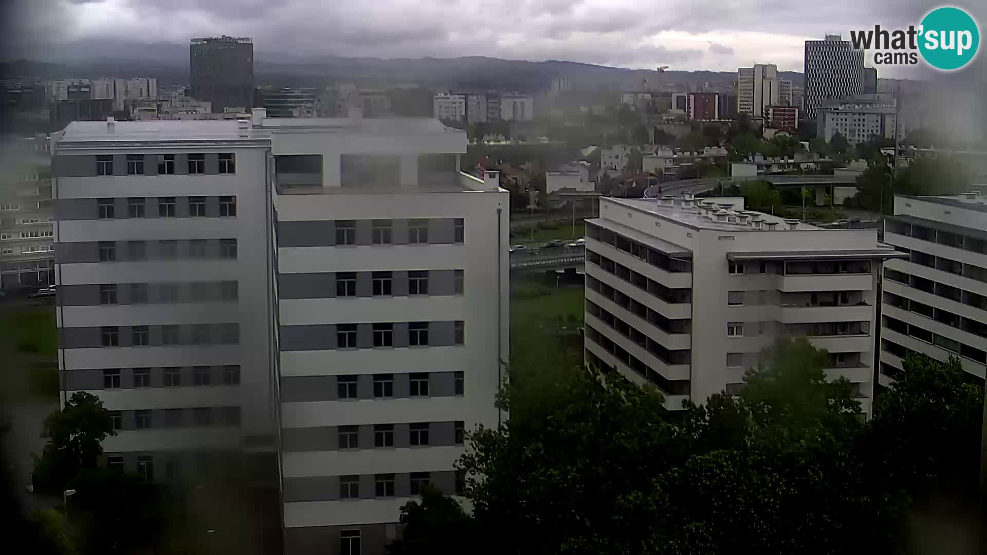 Live Interchange of Slavonska Avenue and Marin Držić Avenue in Zagreb webcam