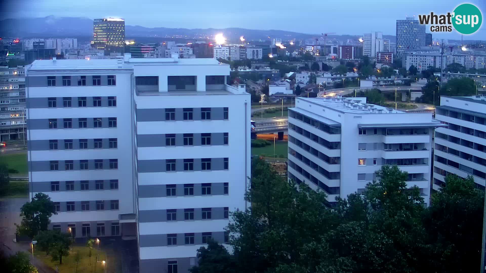 Rotatoria e incrocio viale Slavonska e Marin Držić  – webcam di Zagabria