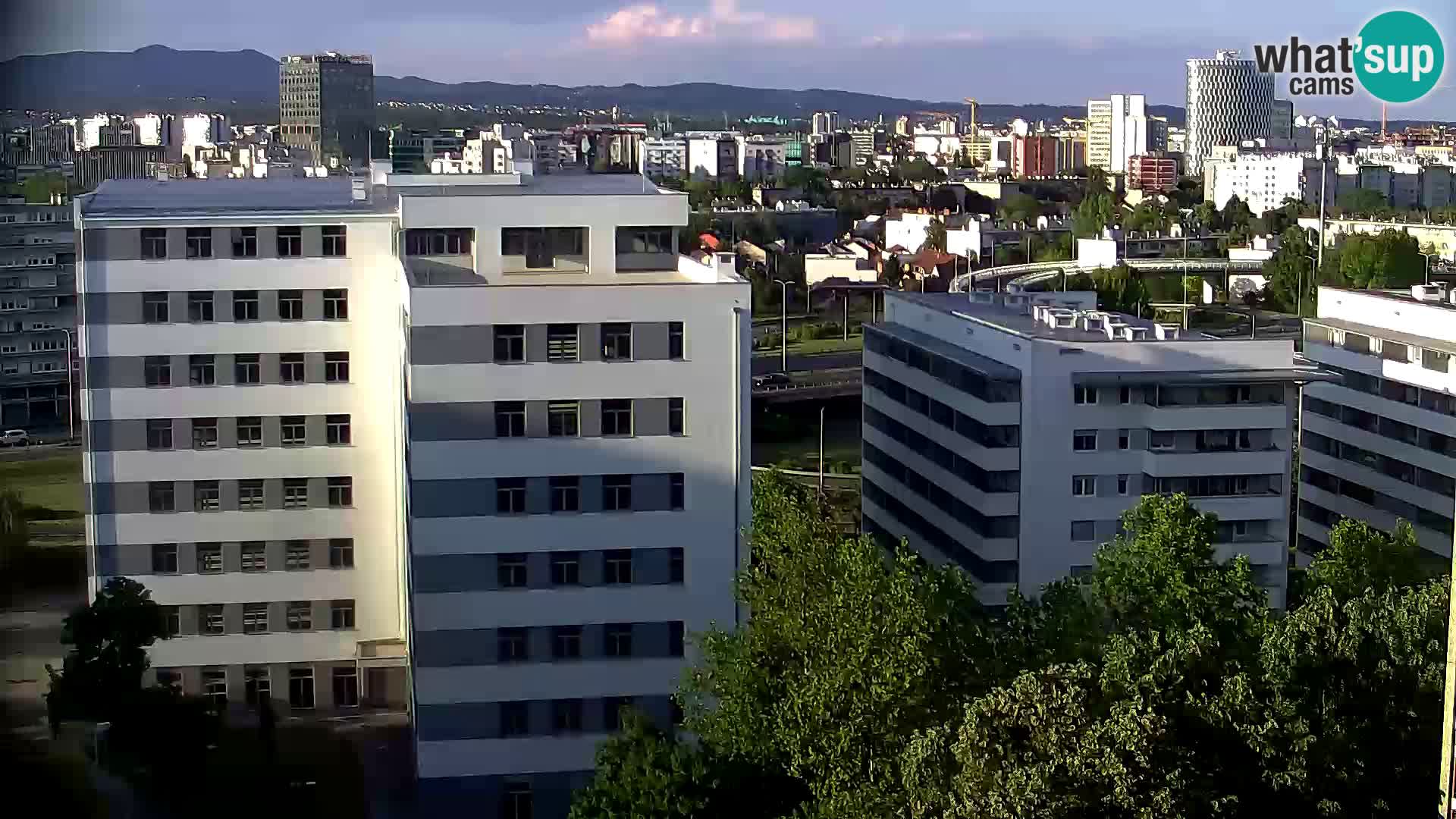 Rotatoria e incrocio viale Slavonska e Marin Držić  – webcam di Zagabria