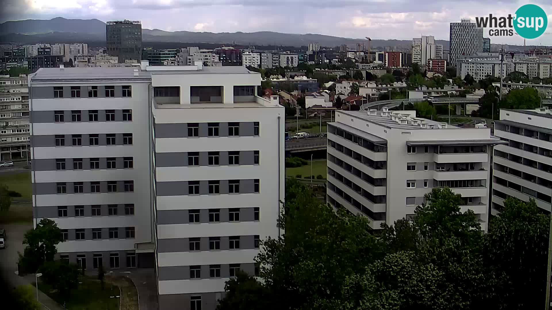 Live Interchange of Slavonska Avenue and Marin Držić Avenue in Zagreb webcam