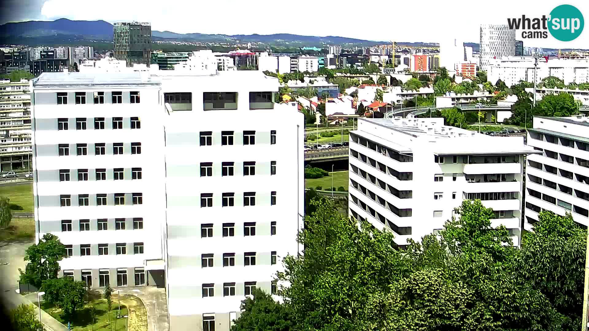 Krožišče Slavonske in Marin Držićeve ulice v Zagrebu v živo