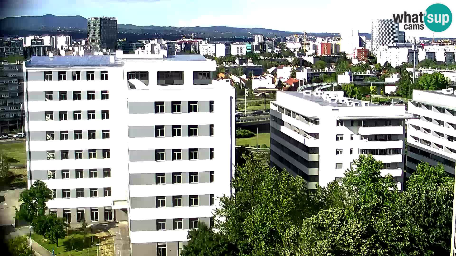 Live Interchange of Slavonska Avenue and Marin Držić Avenue in Zagreb webcam