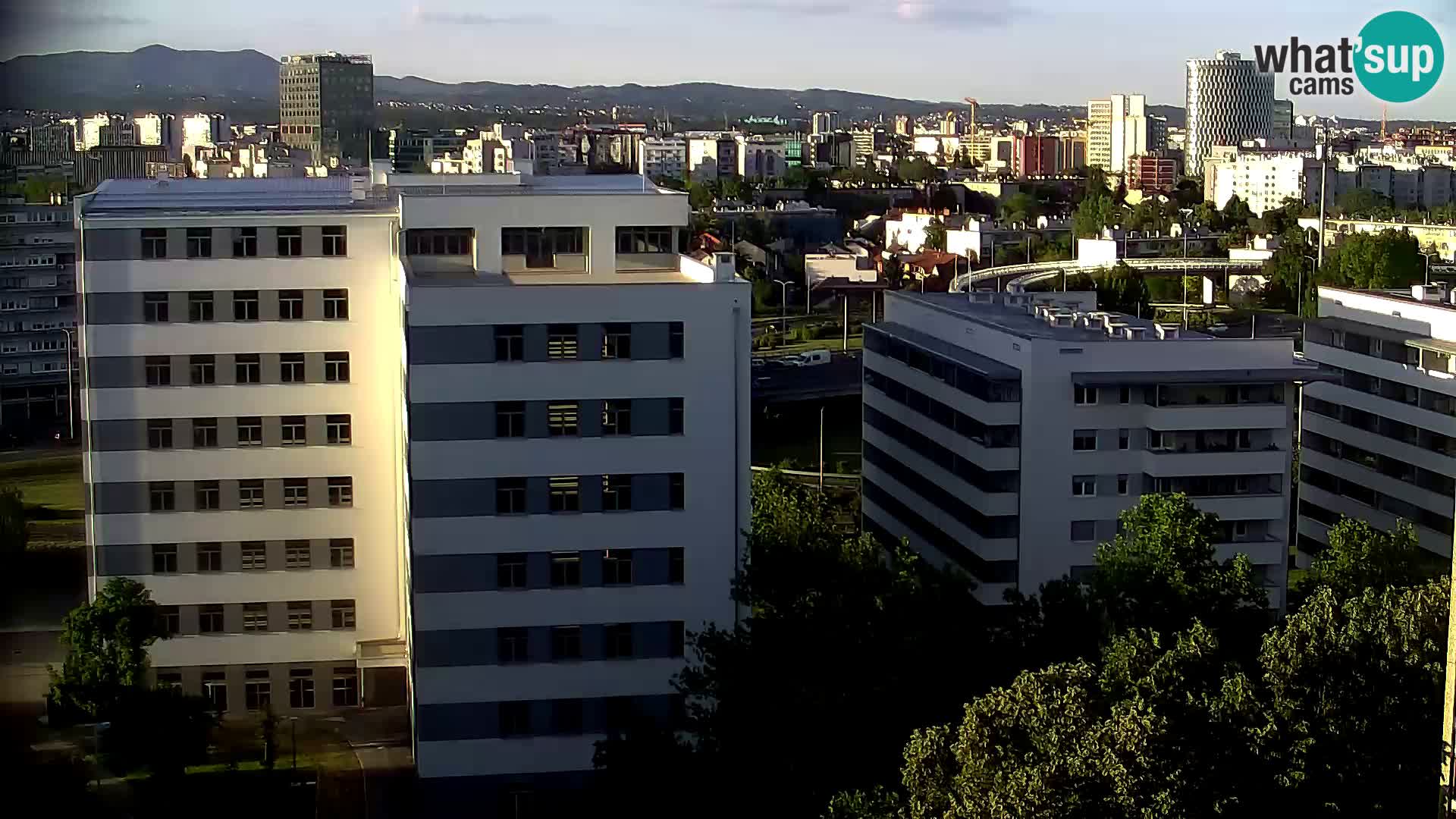 Live Interchange of Slavonska Avenue and Marin Držić Avenue in Zagreb webcam