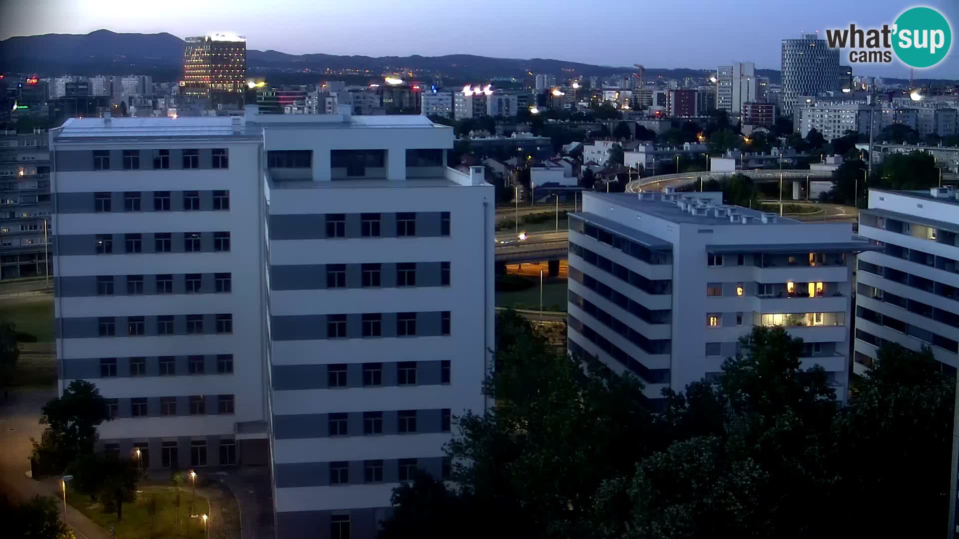 Live Interchange of Slavonska Avenue and Marin Držić Avenue in Zagreb webcam