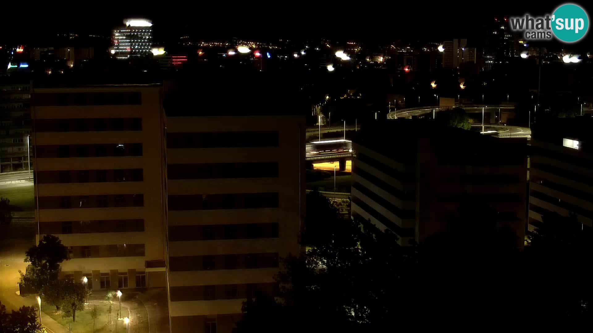 Krožišče Slavonske in Marin Držićeve ulice v Zagrebu v živo