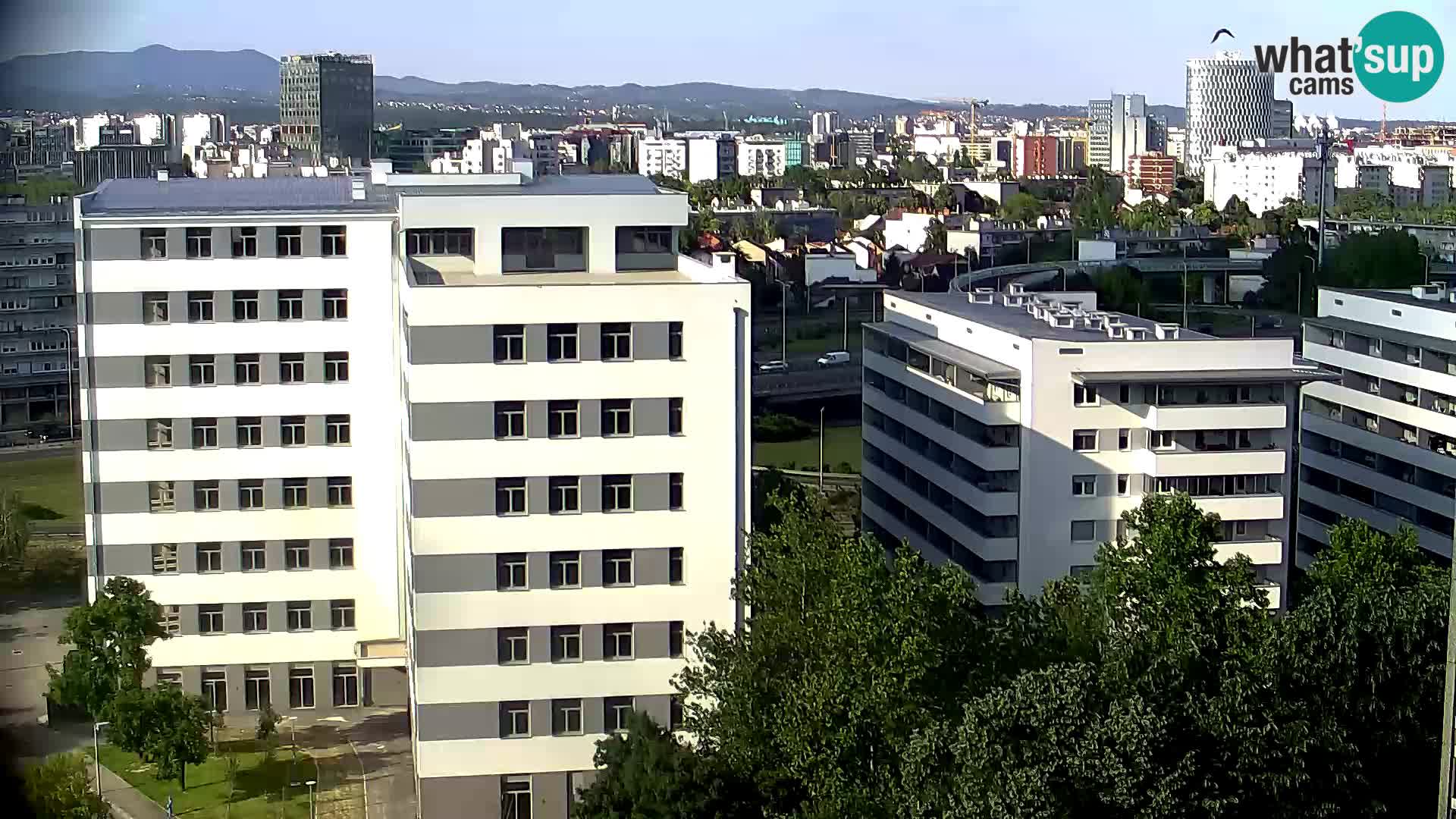 Web kamera Petlja Slavonska – Držićeva – Zagreb Live
