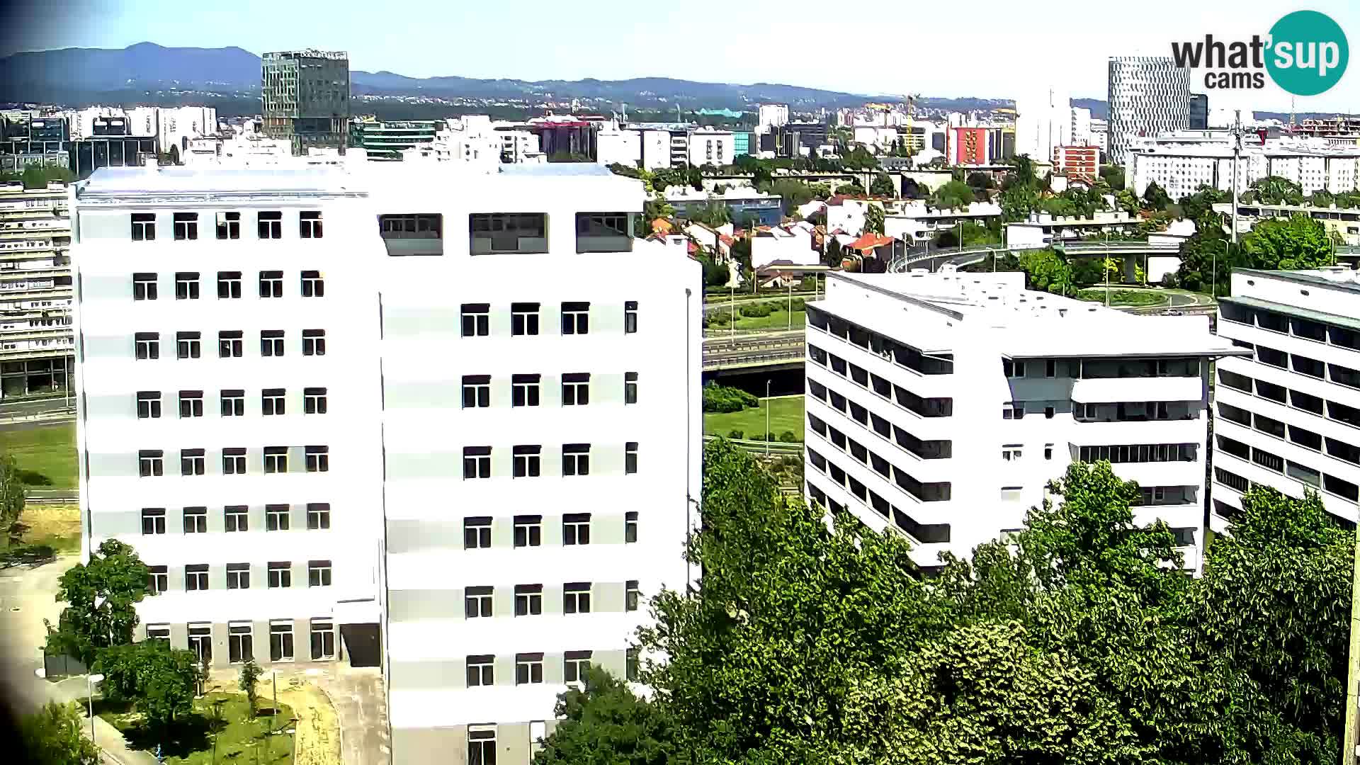 Live Interchange of Slavonska Avenue and Marin Držić Avenue in Zagreb webcam