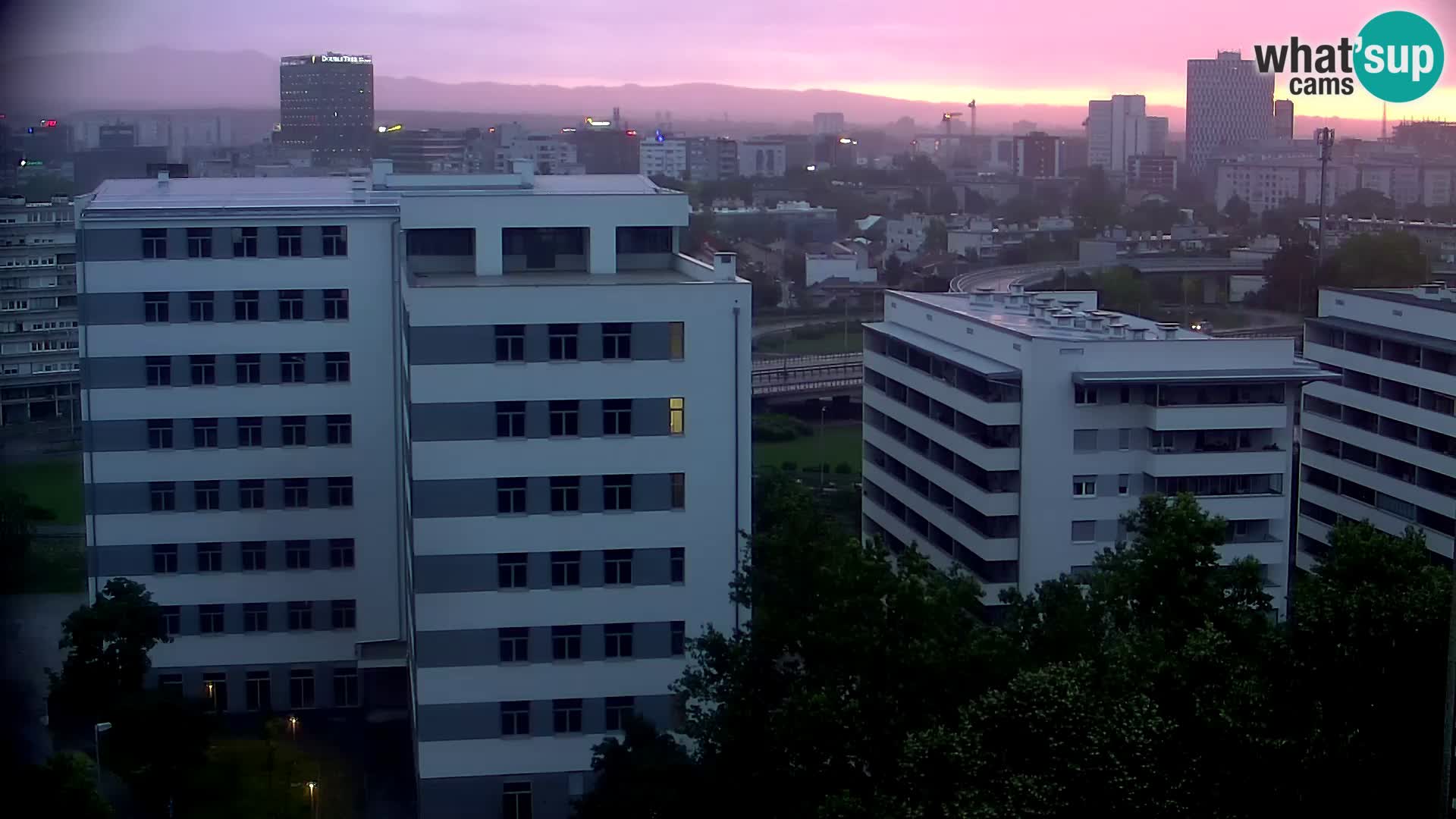 Rotatoria e incrocio viale Slavonska e Marin Držić  – webcam di Zagabria