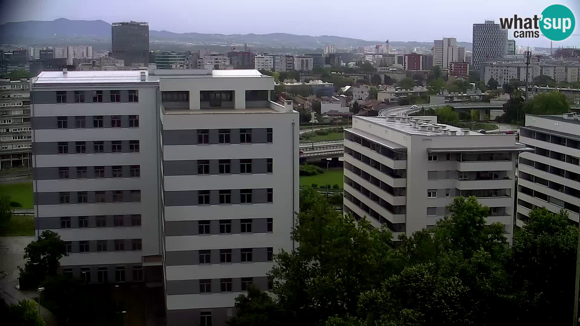 Rotatoria e incrocio viale Slavonska e Marin Držić  – webcam di Zagabria