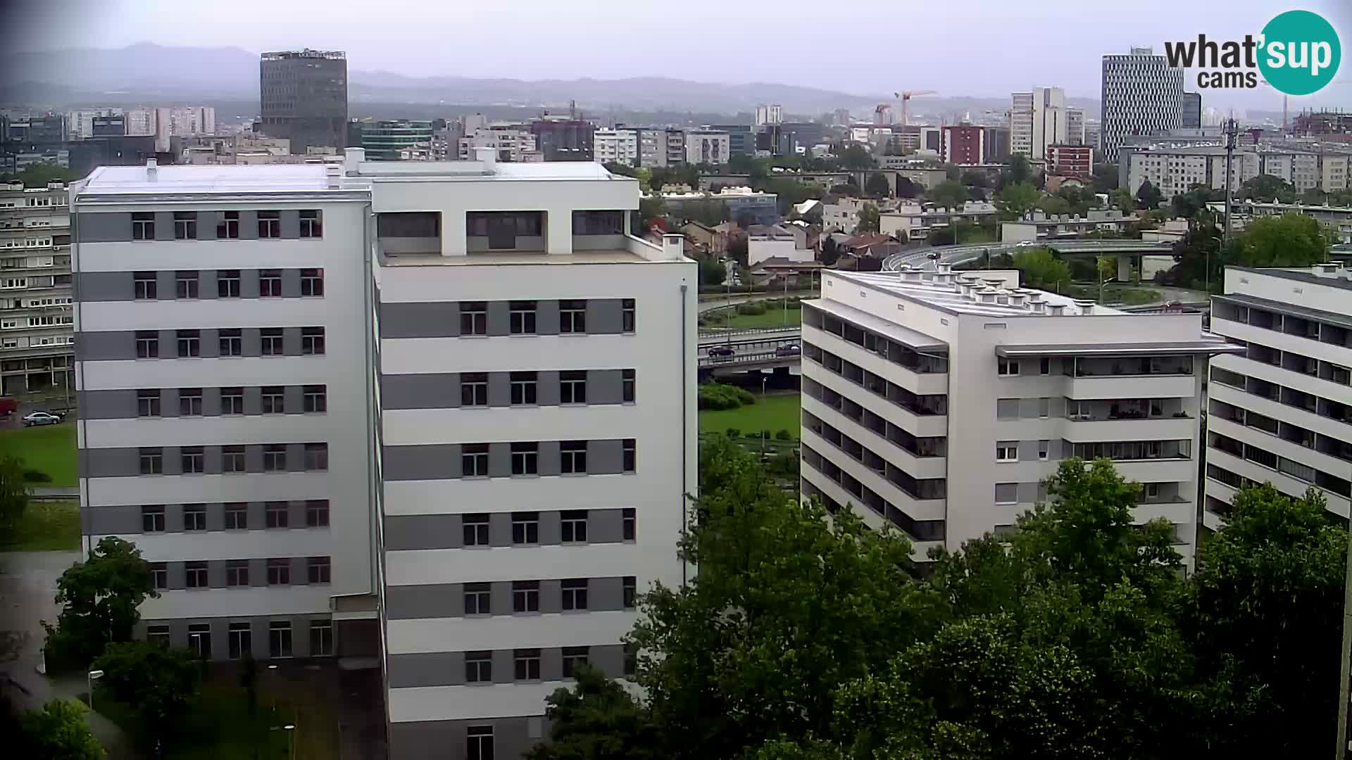 Krožišče Slavonske in Marin Držićeve ulice v Zagrebu v živo